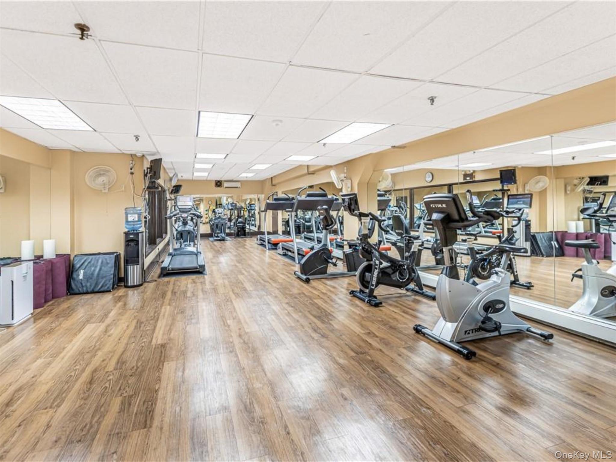 #20 photo, 1155 Warburton Avenue, Yonkers , NY 10701