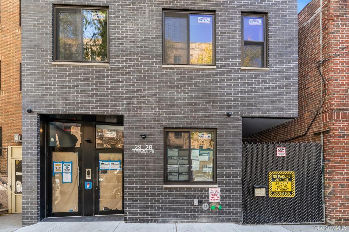 #1 photo, 29-28 Newtown Avenue, 皇后區 阿士多利亚 Astoria , NY 11102