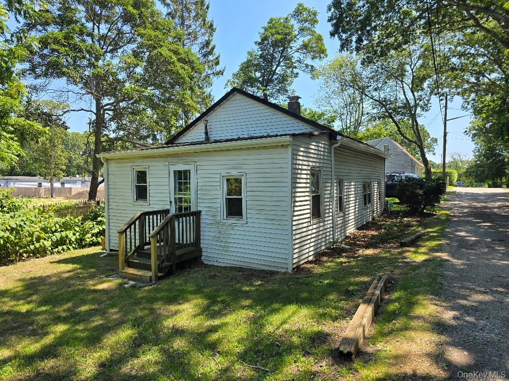 #15 photo, 29 Bell Avenue, Aquebogue , NY 11931