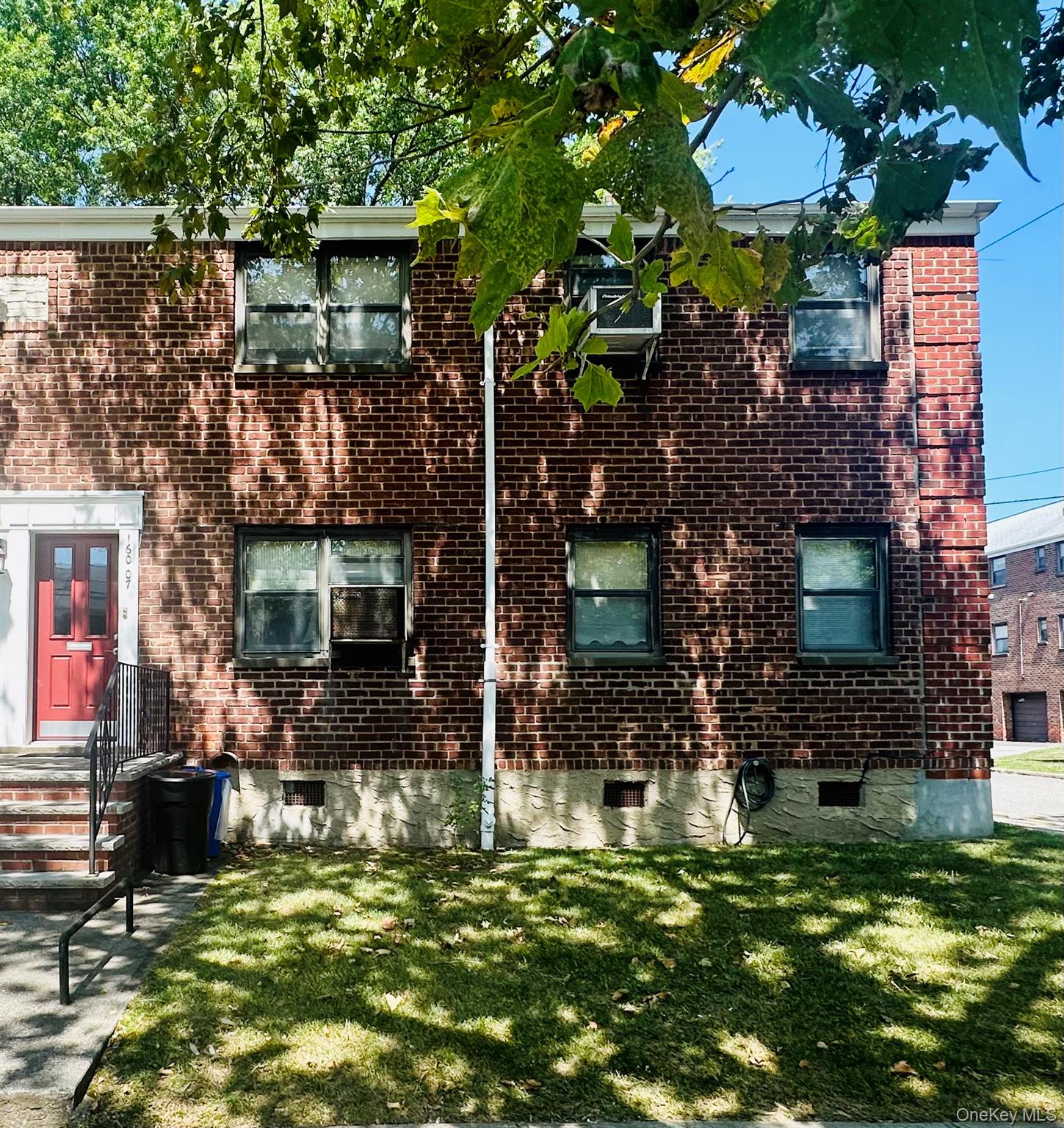 #2 photo, 160-07 17 Avenue, Whitestone , NY 11357