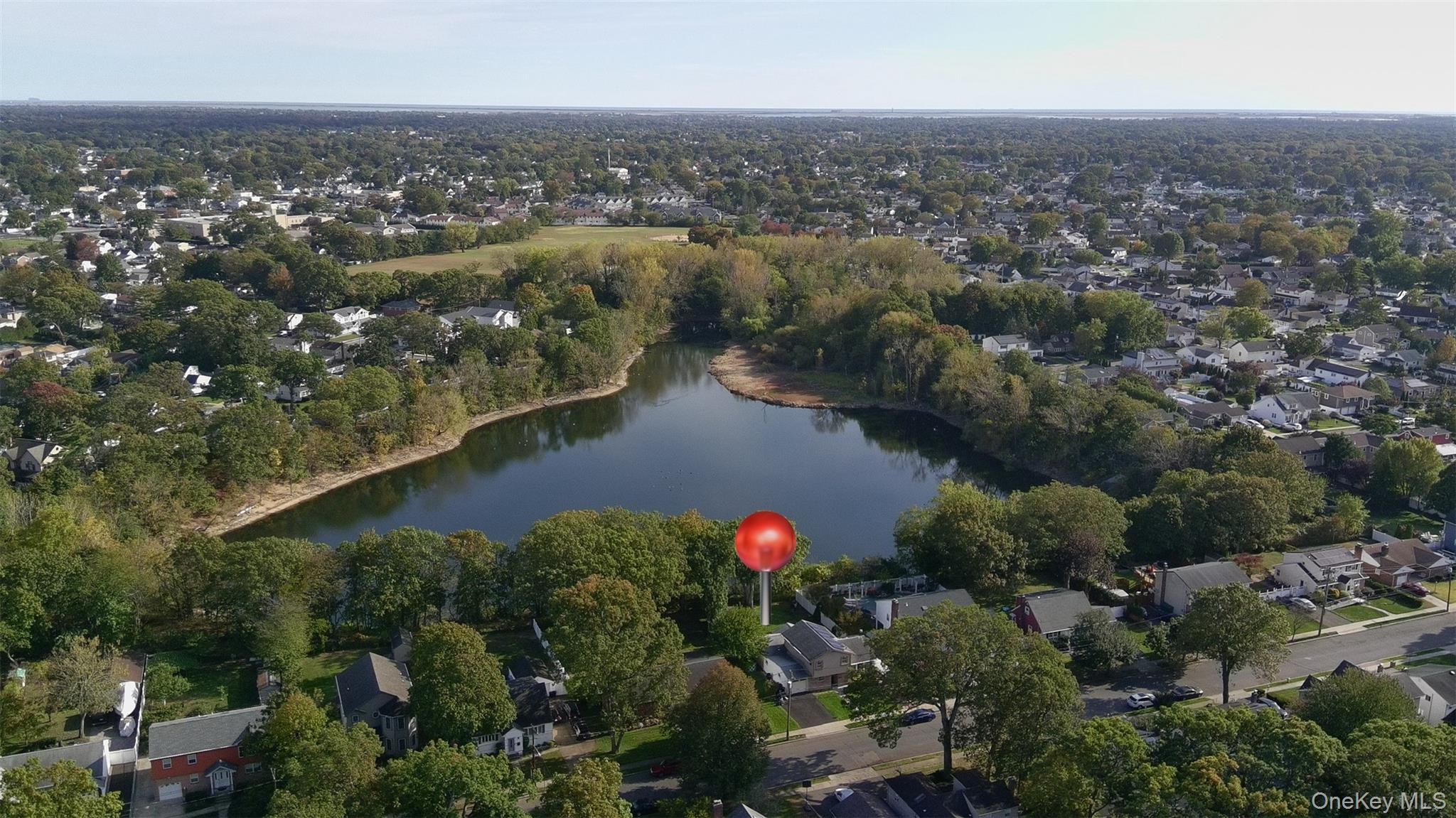 #1 photo, 1850 Lenox Avenue, ナッソー郡 East Meadow , NY 11554