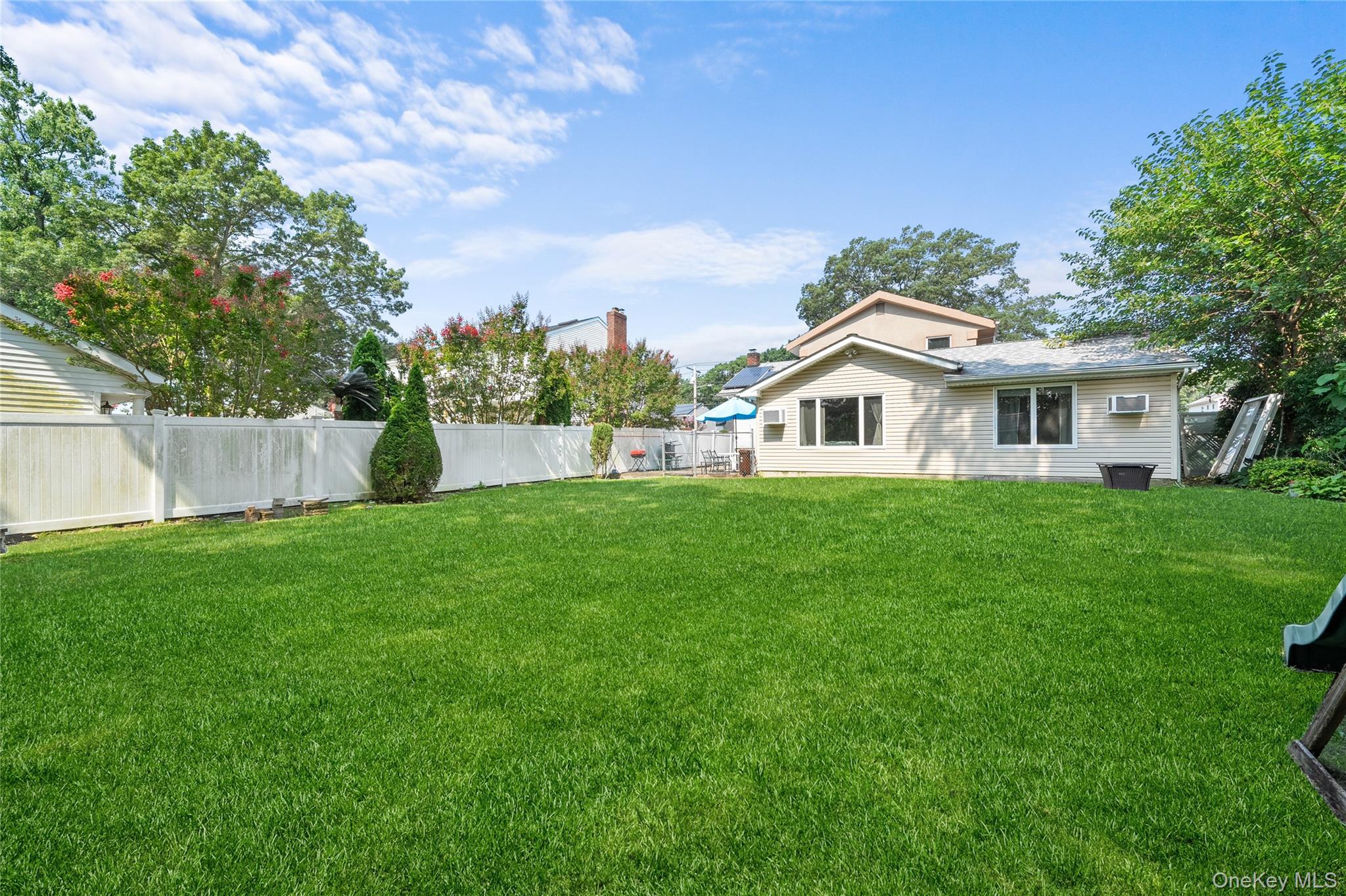 #20 photo, 1850 Lenox Avenue, ナッソー郡 East Meadow , NY 11554