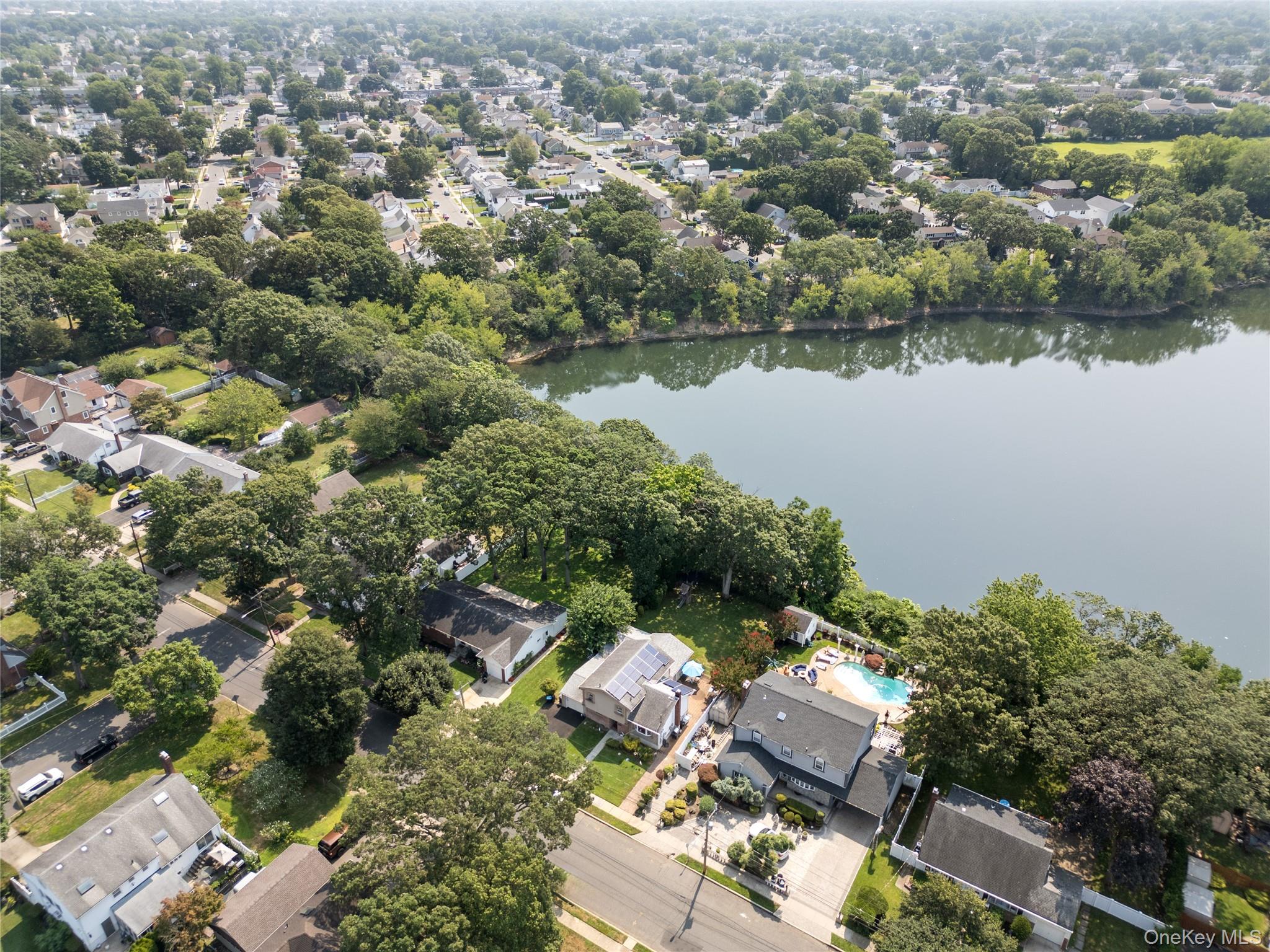 #4 photo, 1850 Lenox Avenue, ナッソー郡 East Meadow , NY 11554