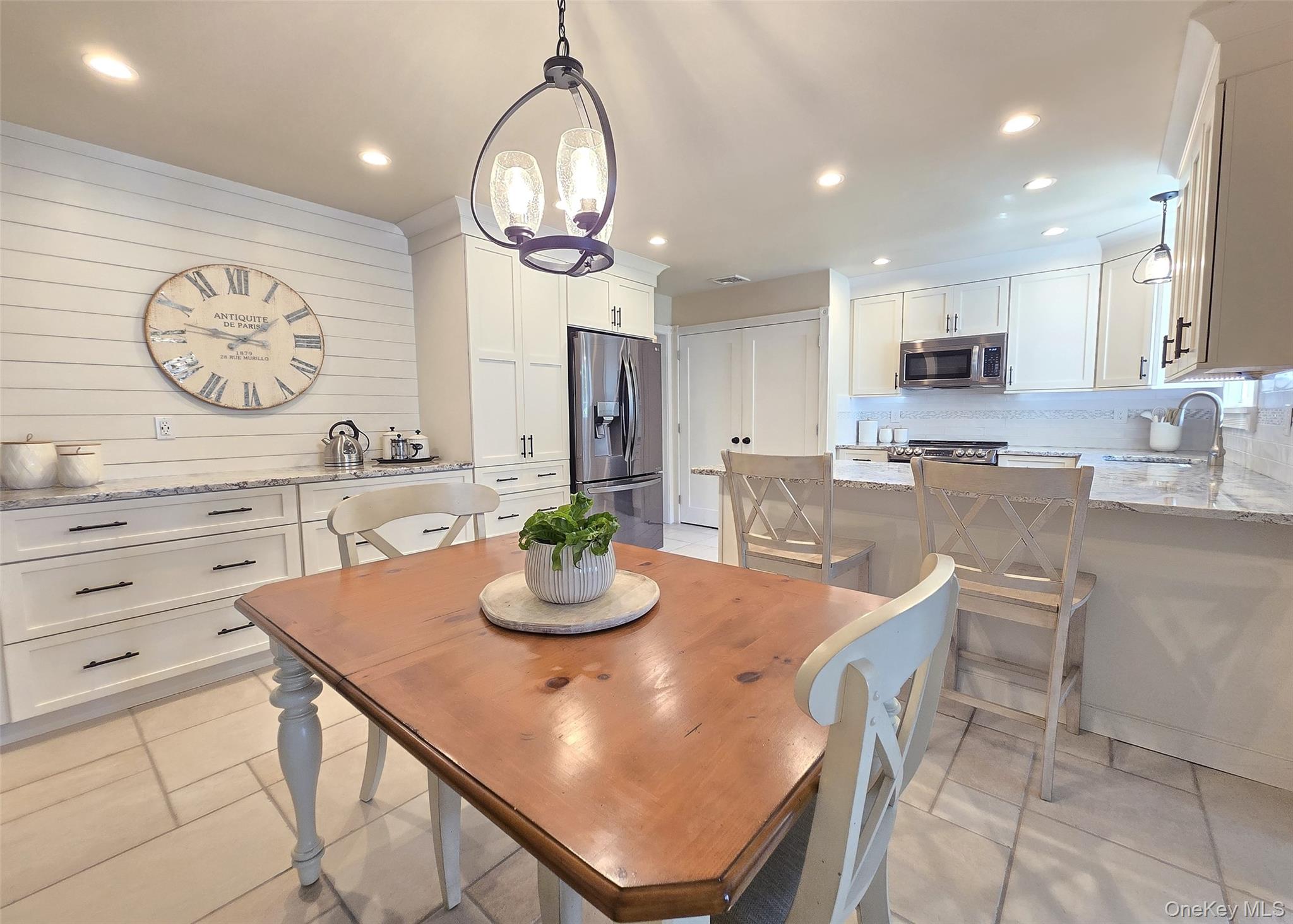 #13 photo, 82 Chelsea Drive, サフォーク郡 Mount Sinai , NY 11766