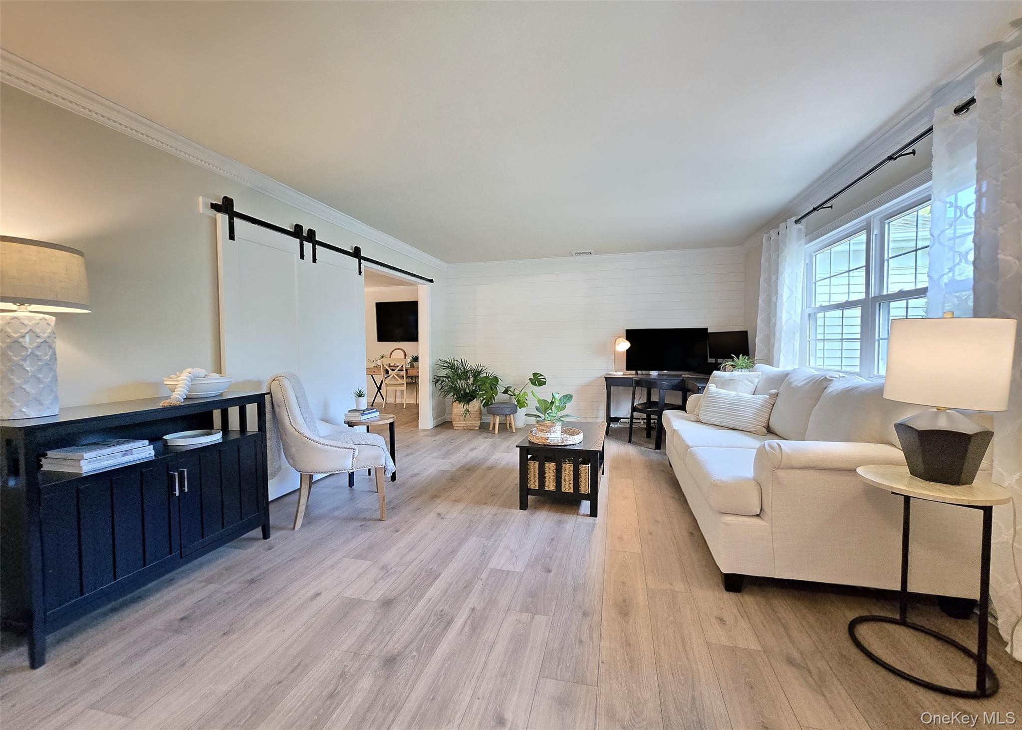 #6 photo, 82 Chelsea Drive, サフォーク郡 Mount Sinai , NY 11766