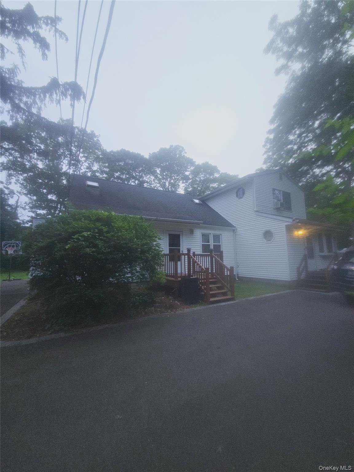 #1 photo, 282 Whittier Drive, サフォーク郡 Mastic Beach , NY 11951