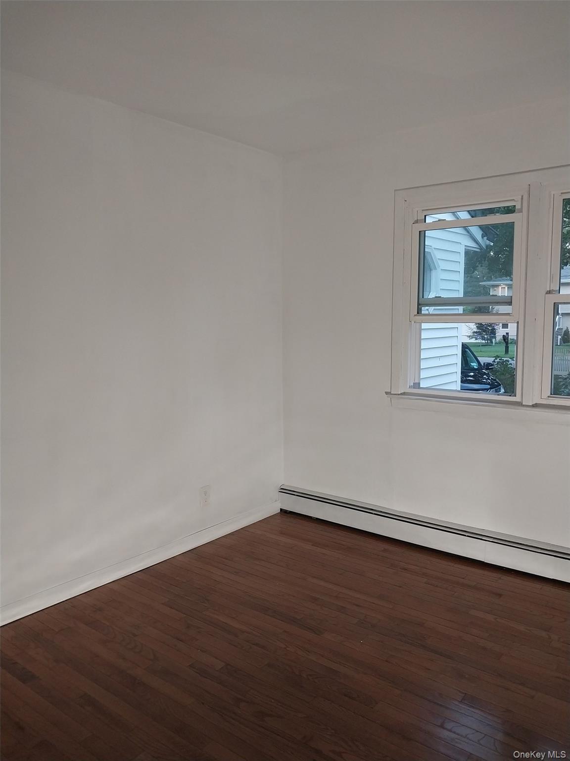 #3 photo, 282 Whittier Drive, サフォーク郡 Mastic Beach , NY 11951