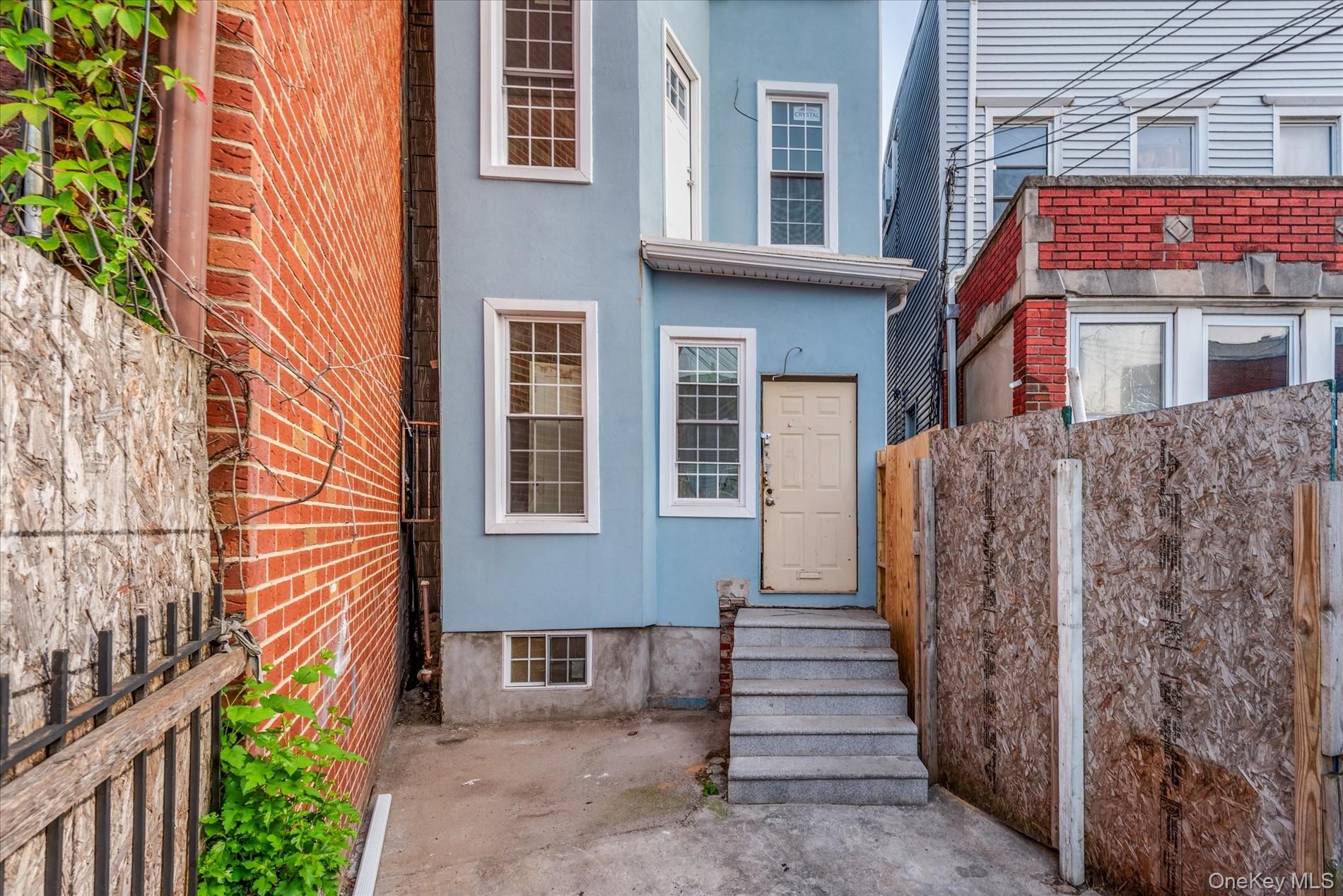 #2 photo, 1142 Welling Court, クイーンズ区 Astoria , NY 11102