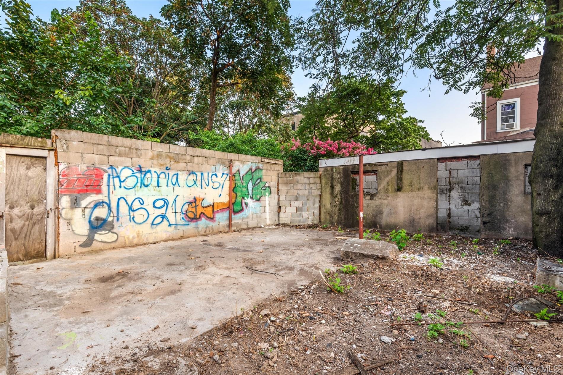 #20 photo, 1142 Welling Court, クイーンズ区 Astoria , NY 11102