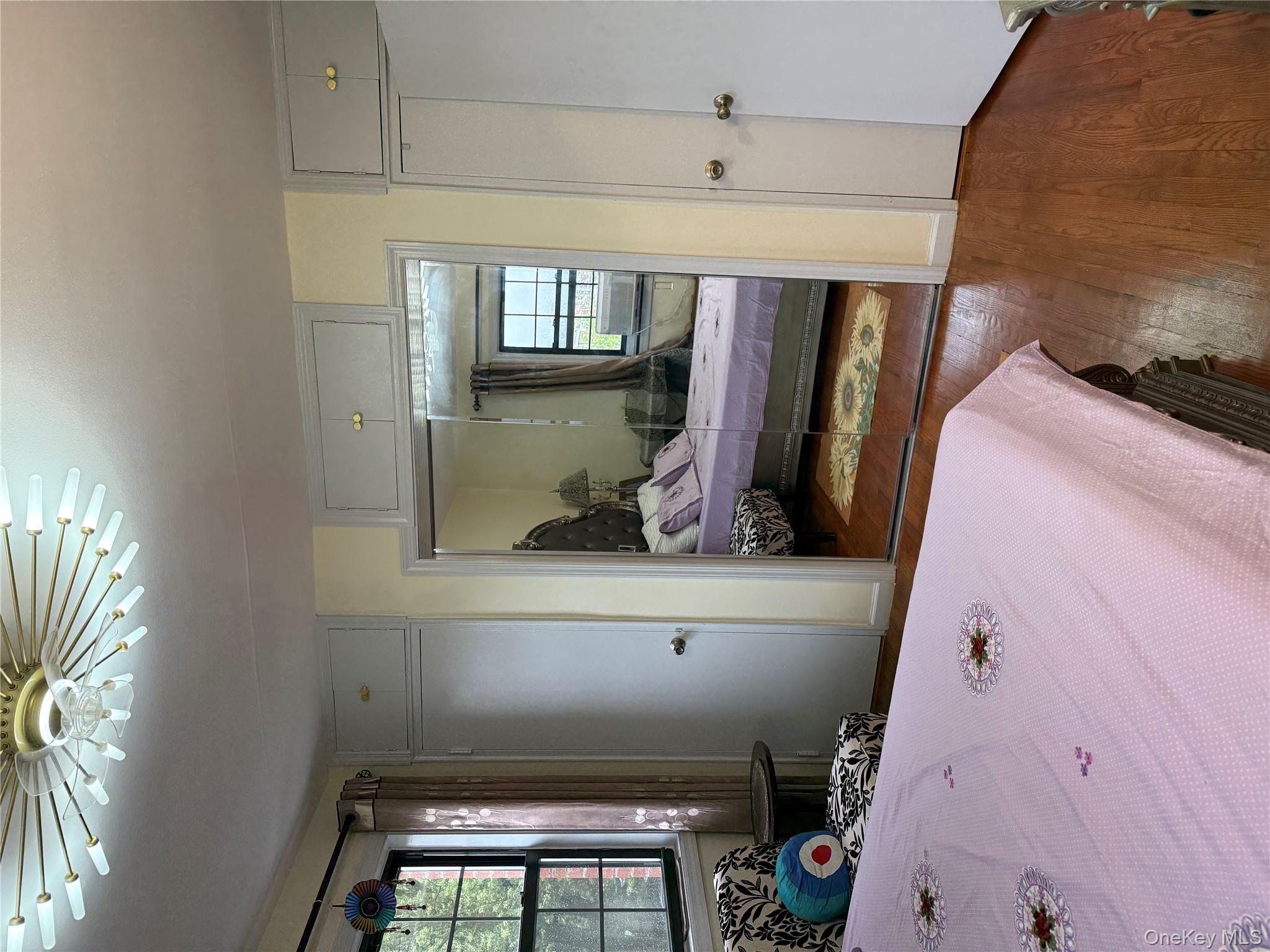 #10 photo, 8605 25th Avenue, クイーンズ区 East Elmhurst , NY 11369