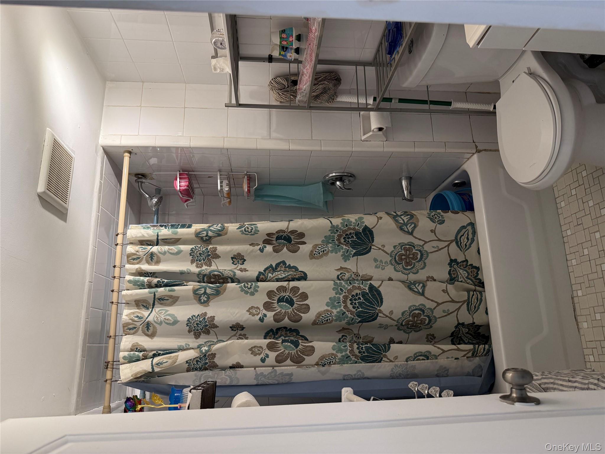 #13 photo, 8605 25th Avenue, クイーンズ区 East Elmhurst , NY 11369