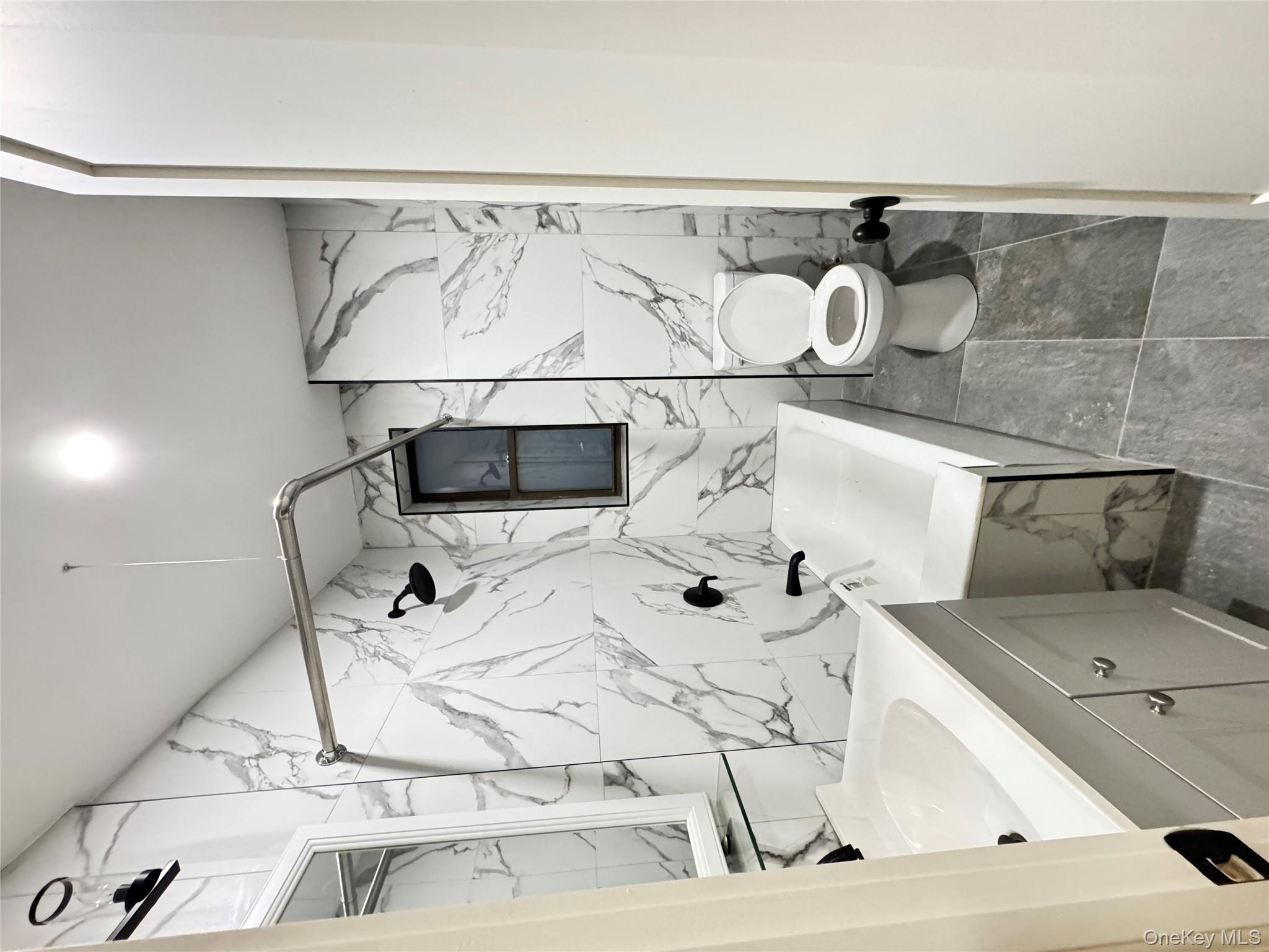 #13 photo, 2925 Mathews Ave, ブロンクス区 Bronx , NY 10467