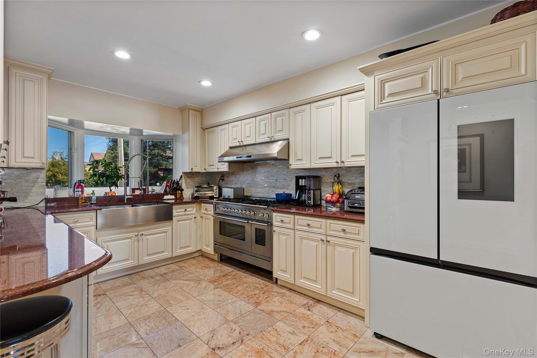 #11 photo, 4 Marisa Court, Bronx , NY 10465