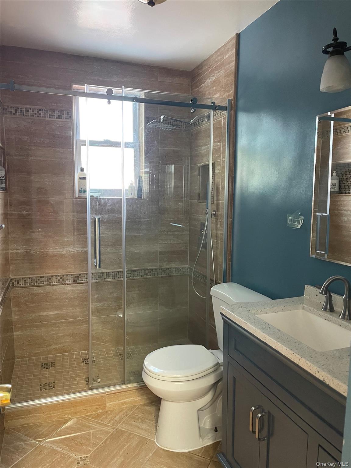 #9 photo, 2524 Radcliff Avenue, ブロンクス区 Bronx , NY 10469