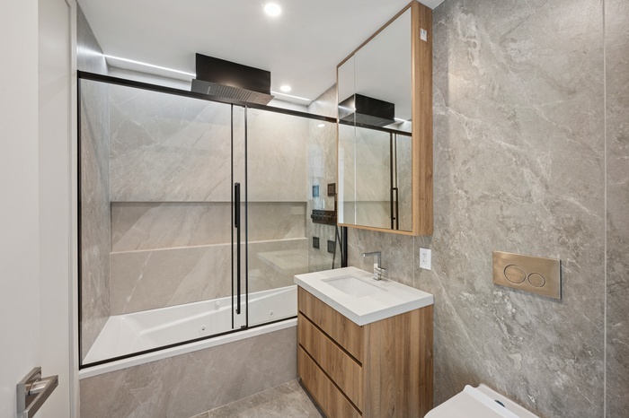 #9 photo, 390 Manhattan Avenue, ブルックリン区 East Williamsburg , NY 11211