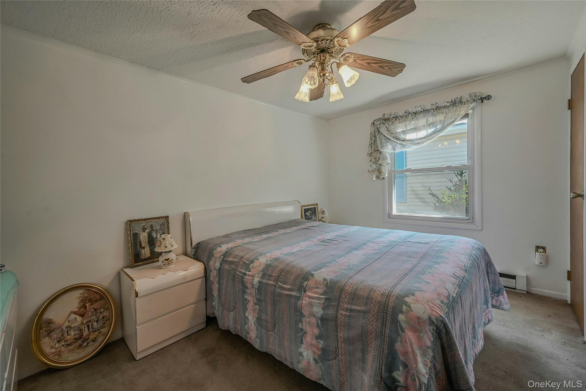 #17 photo, 161 Village Circle, サフォーク郡 Manorville , NY 11949