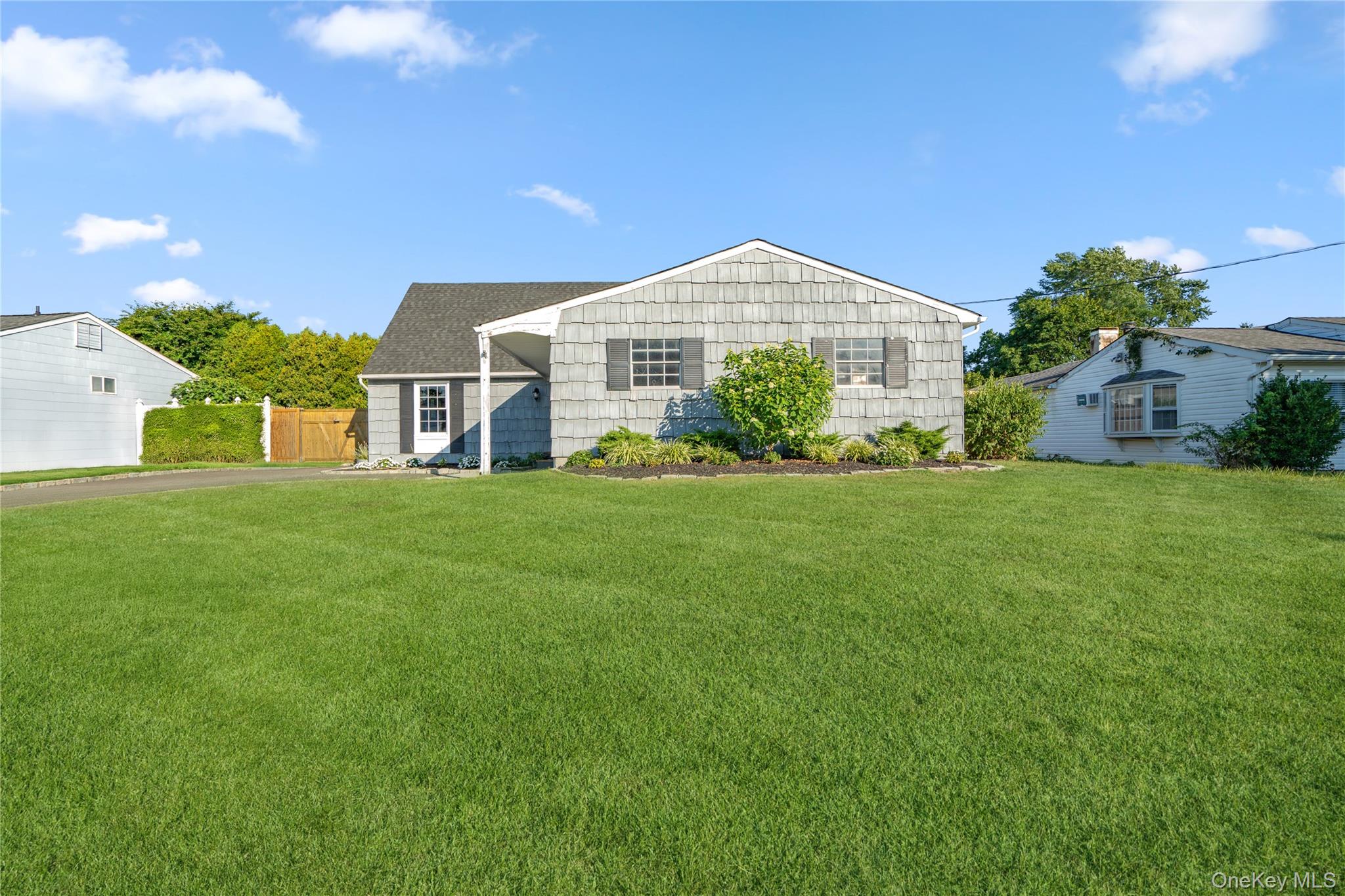 #1 photo, 117 Stuyvesant Drive, Port Jefferson Station , NY 11776