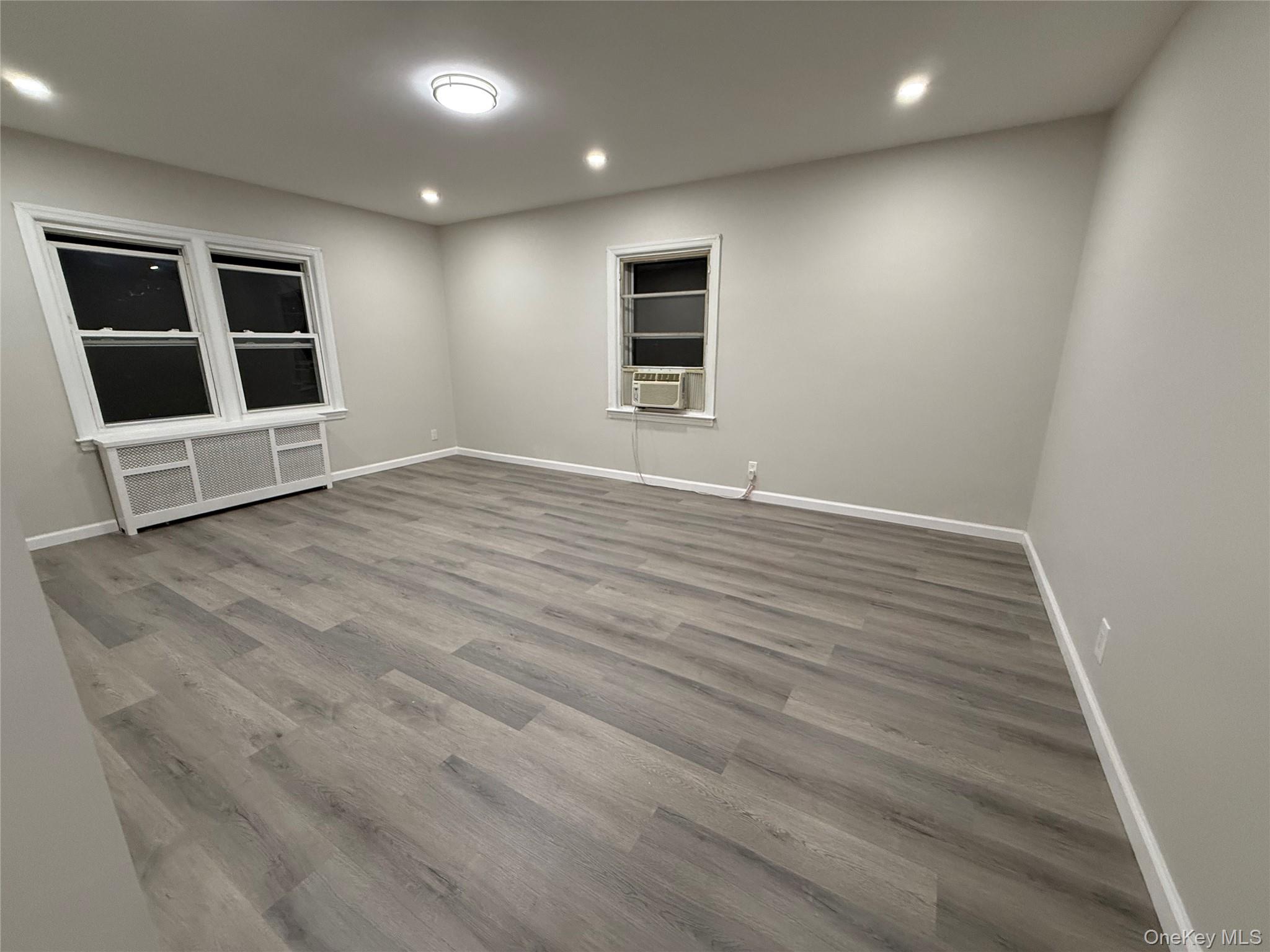 #2 photo, 84-63 161 street, Jamaica Hills , NY 11432