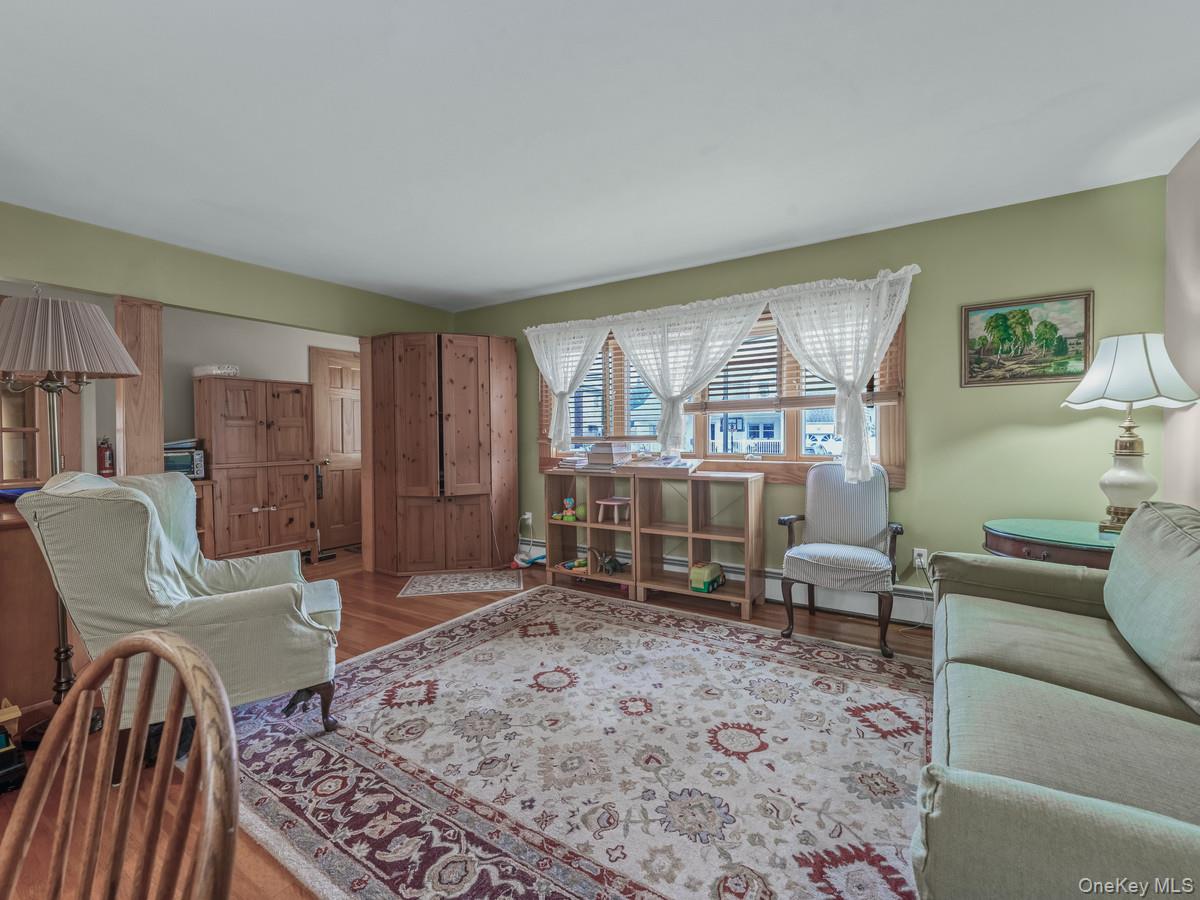 #5 photo, 144 S 7th Street, ナッソー郡 Bethpage , NY 11714