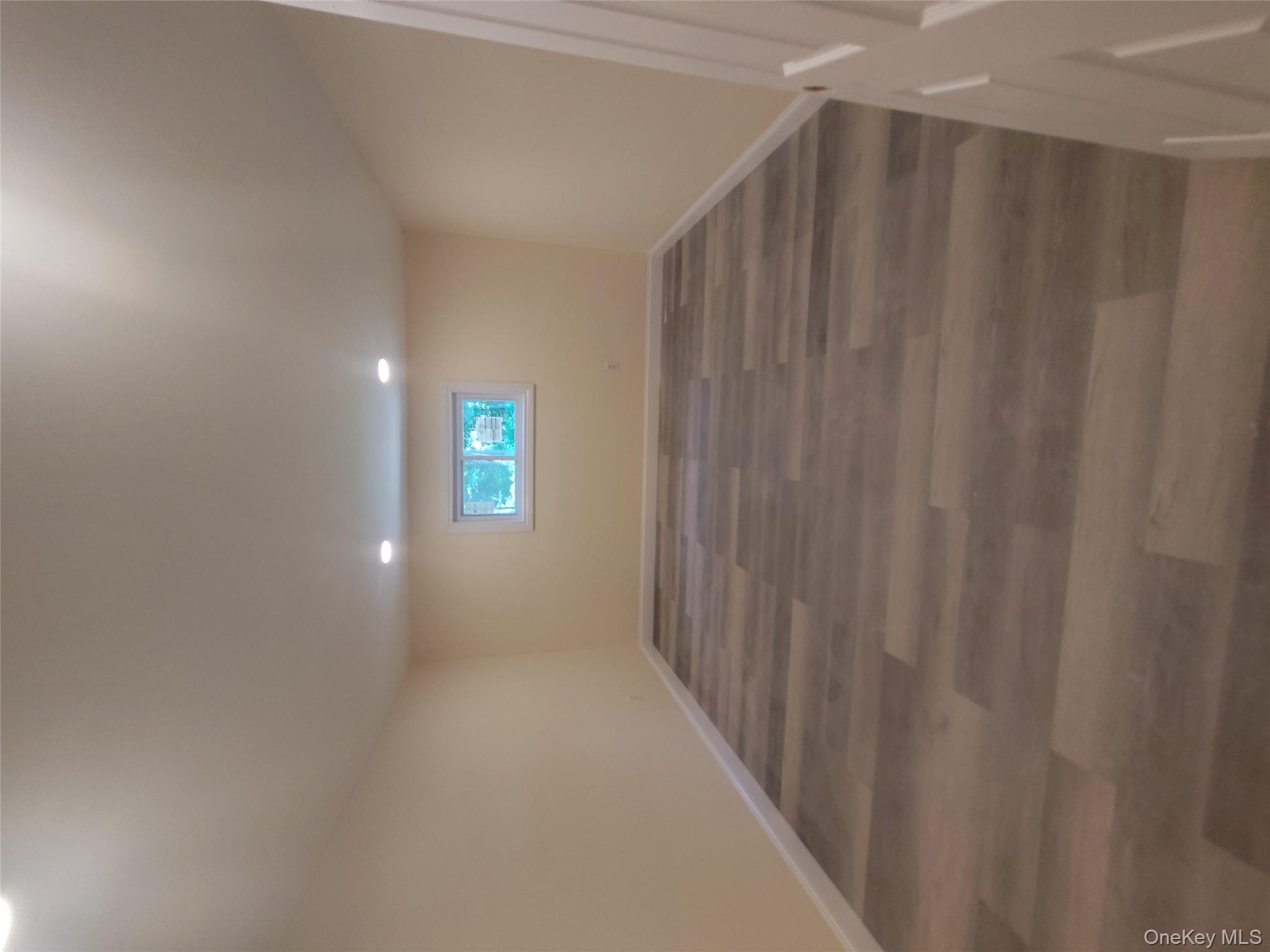 #7 photo, 121 Woodland Drive, サフォーク郡 Mastic Beach , NY 11951