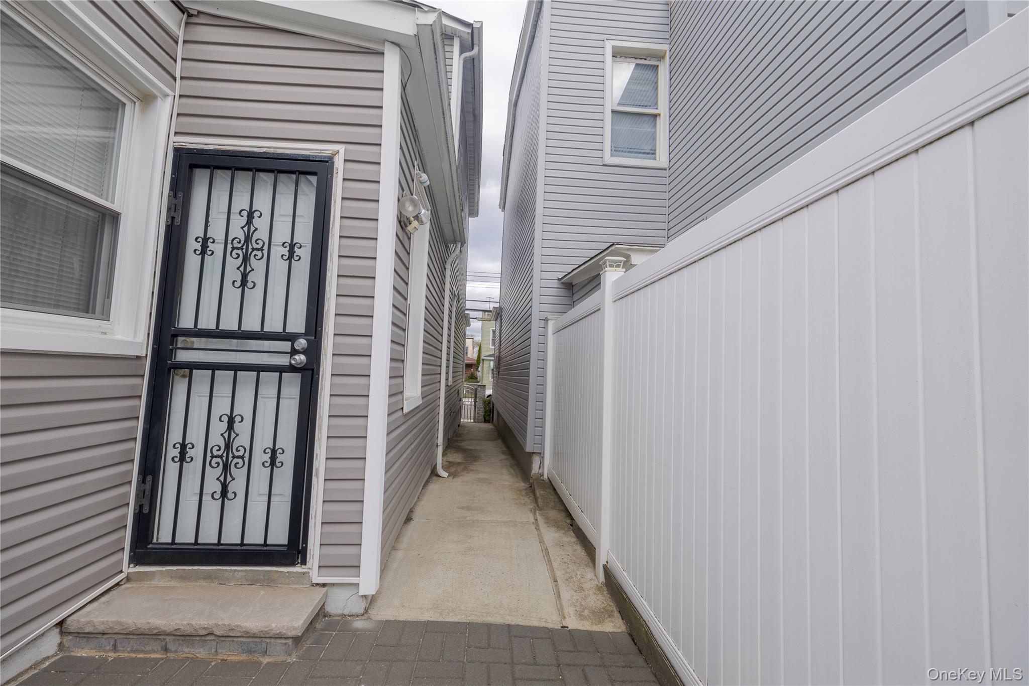 #14 photo, 97-14 88th Street, クイーンズ区 Ozone Park , NY 11416