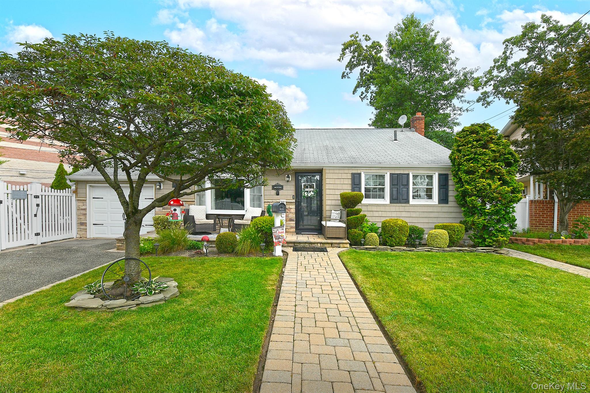 #1 photo, 2280 Hynes Place, Bellmore , NY 11710