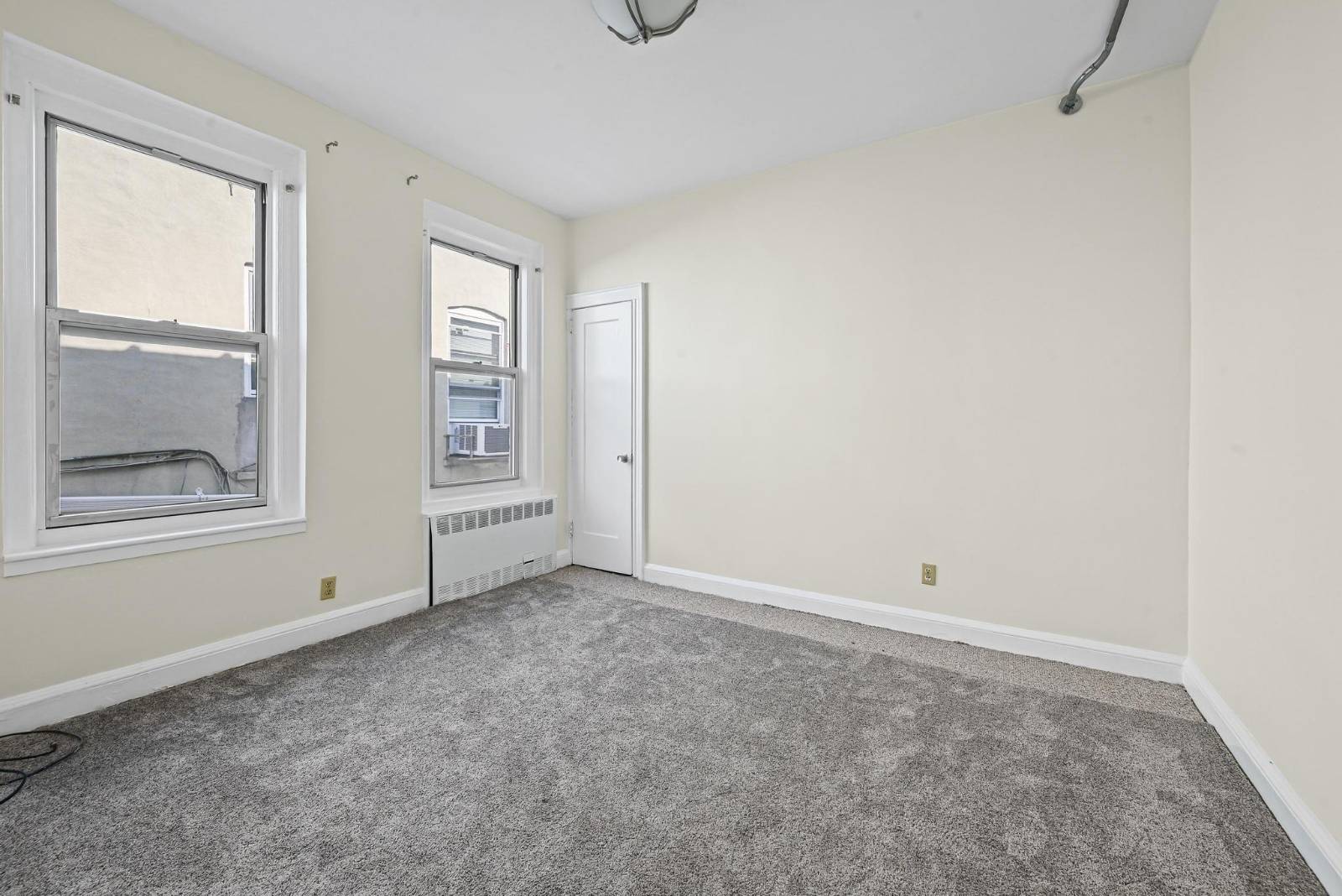 #10 photo, 2154 60th St, ブルックリン区 Borough Park , NY 11204