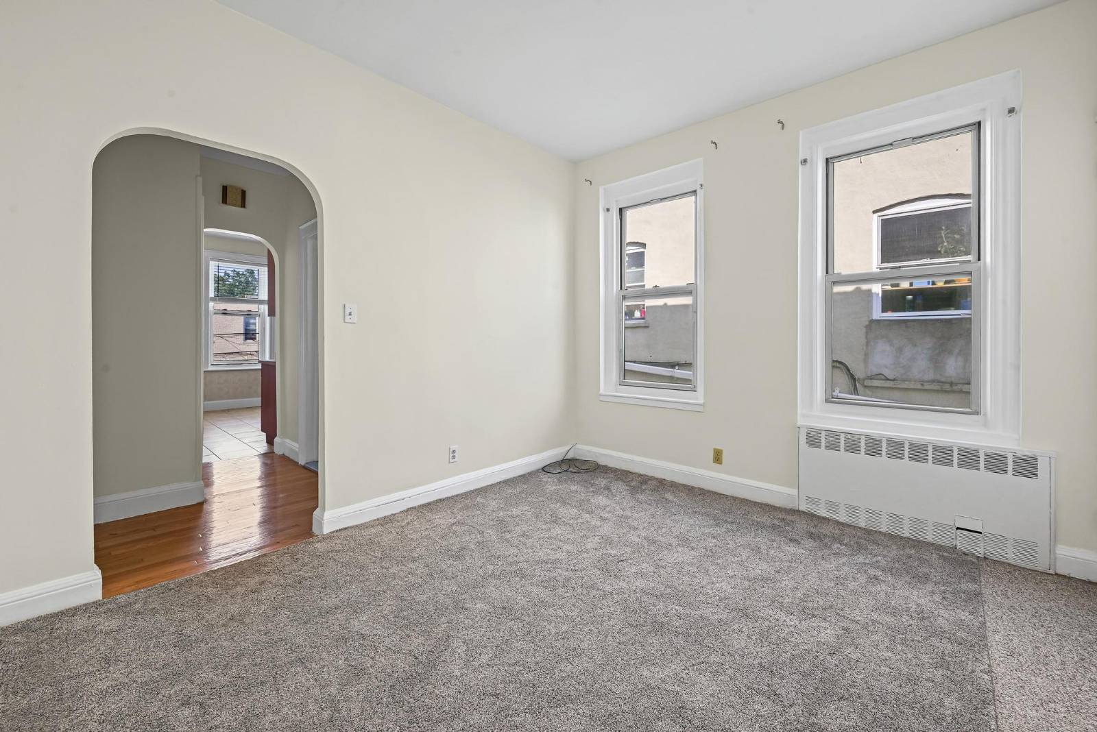 #9 photo, 2154 60th St, ブルックリン区 Borough Park , NY 11204