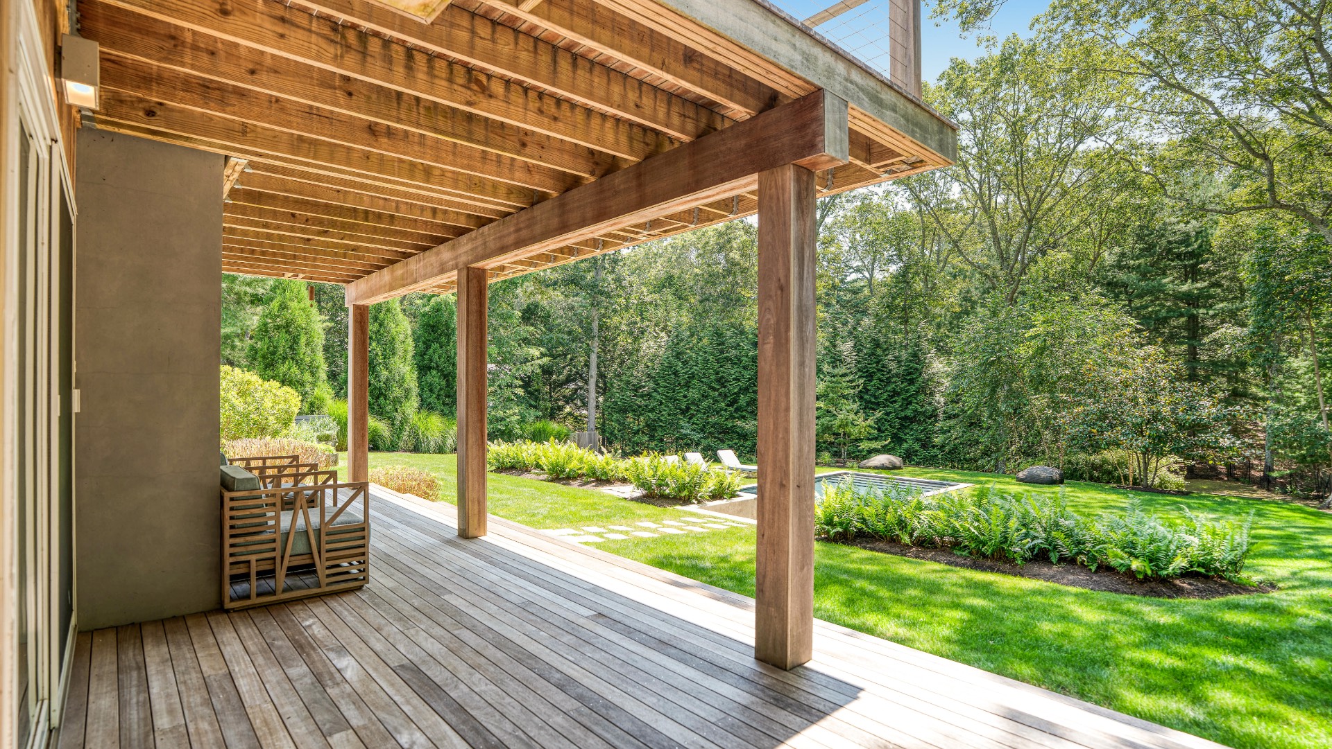 #32 photo, 216 Bull Path, サフォーク郡 East Hampton , NY 11937