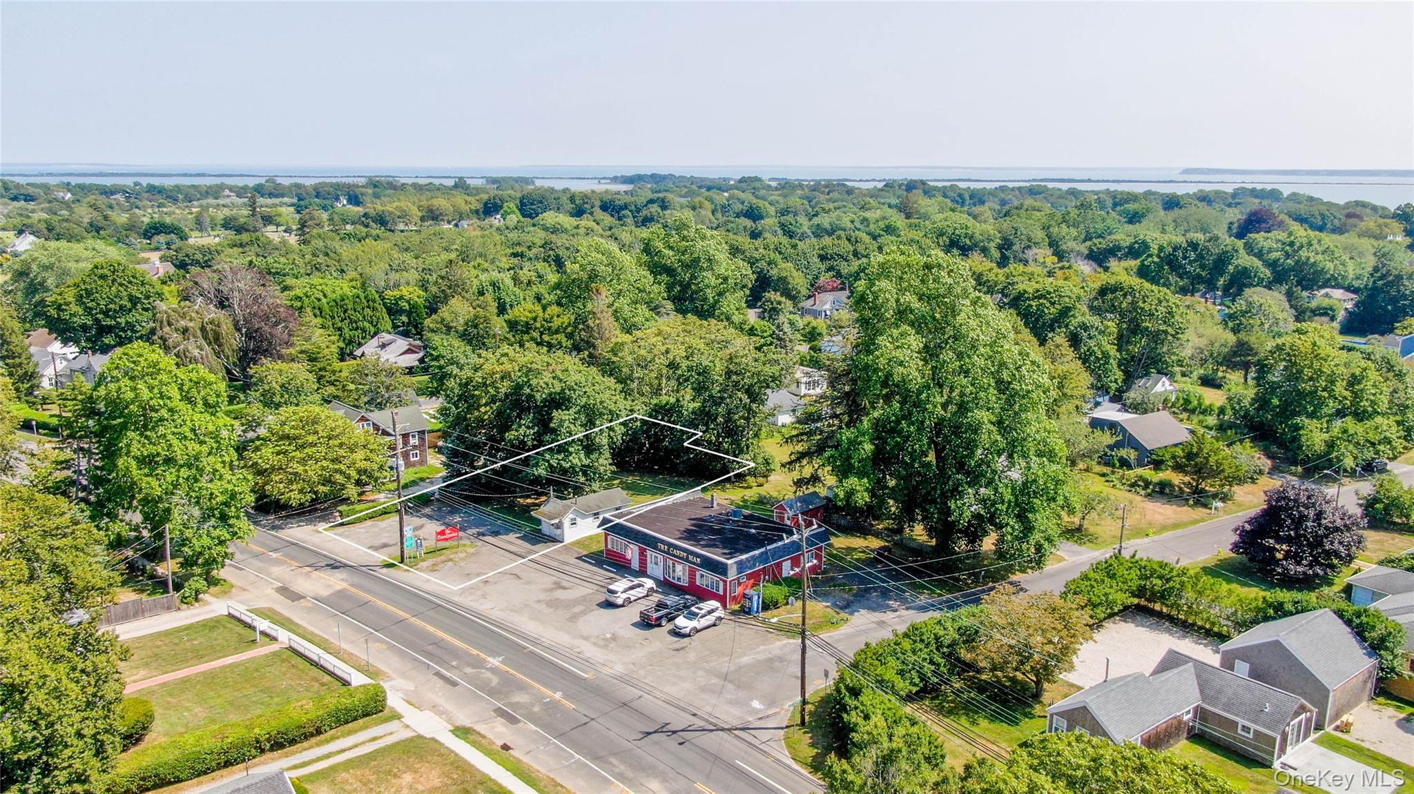 #1 photo, 22420 Main Road, サフォーク郡 Orient , NY 11957