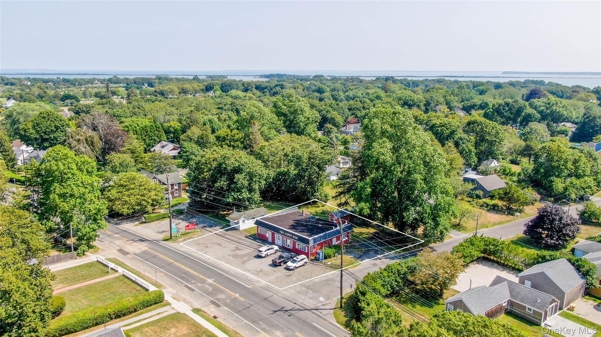 #1 photo, 22350 Main Road, サフォーク郡 Orient , NY 11957