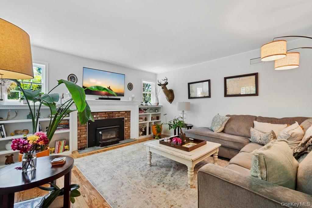 #10 photo, 146 Old Stump Road, Brookhaven , NY 11719