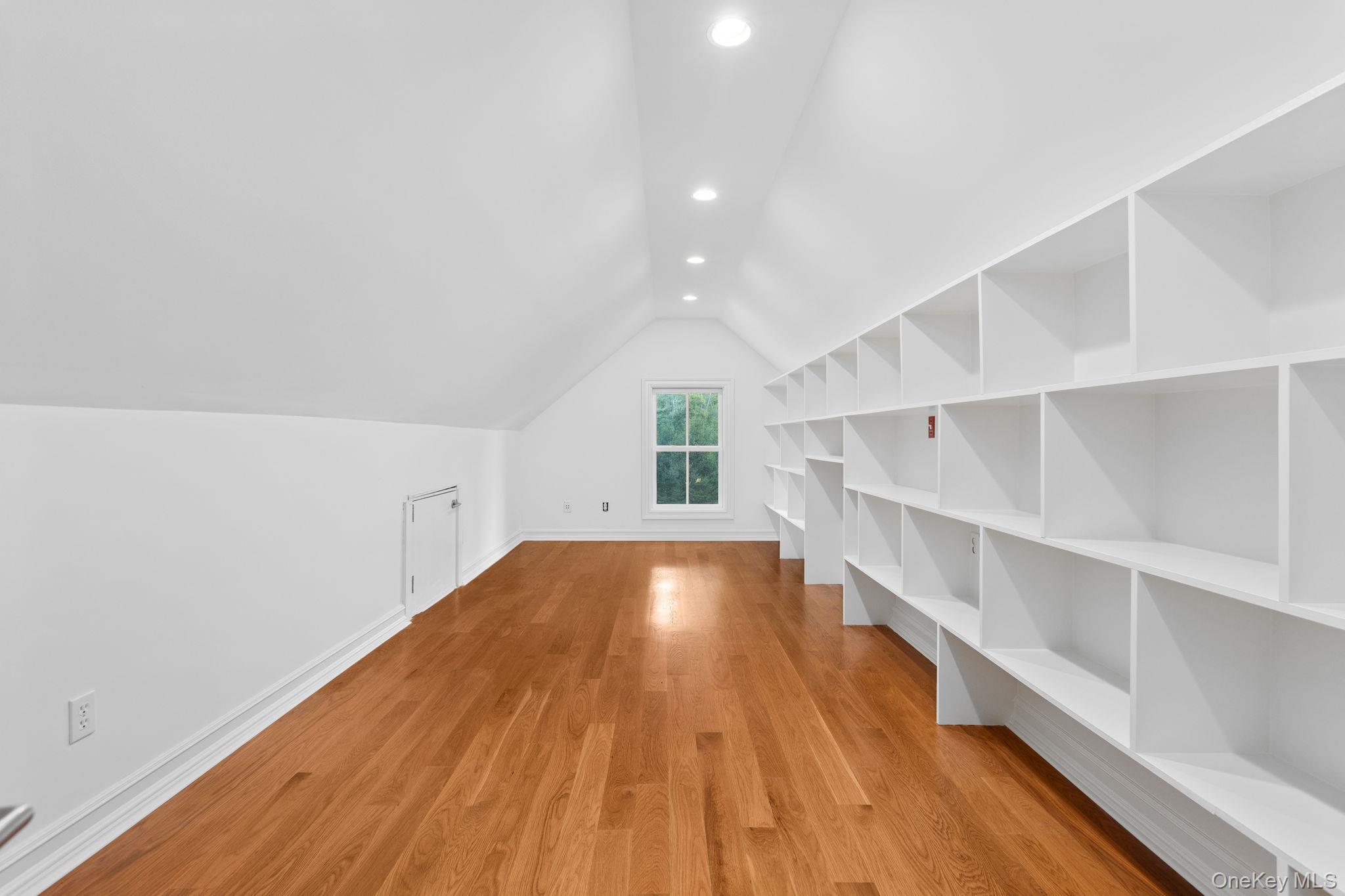 #19 photo, 84 Olmstead Lane, Ridgefield , CT 06877