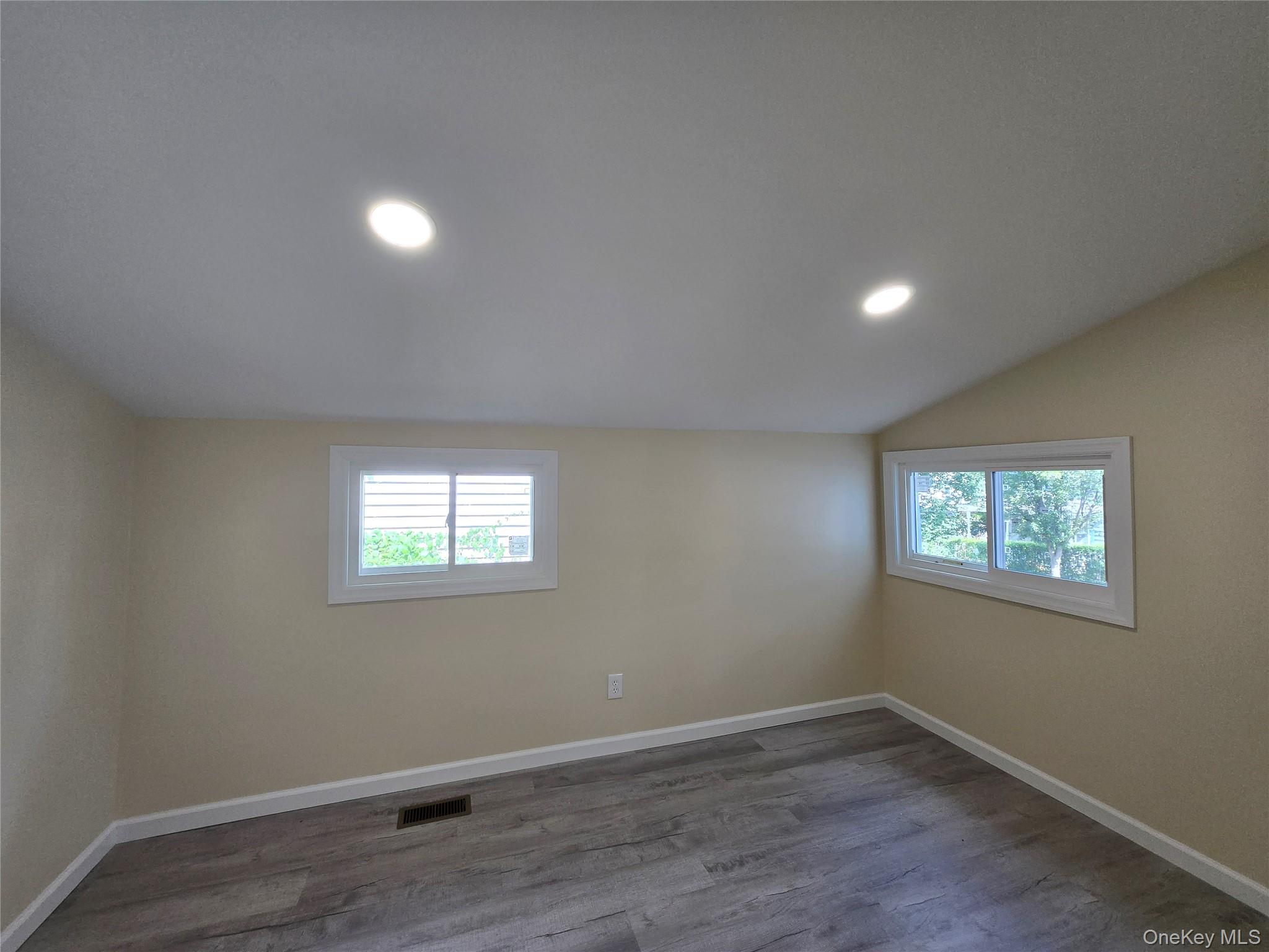 #11 photo, 1 Chestnut Street, Middletown , NY 10940