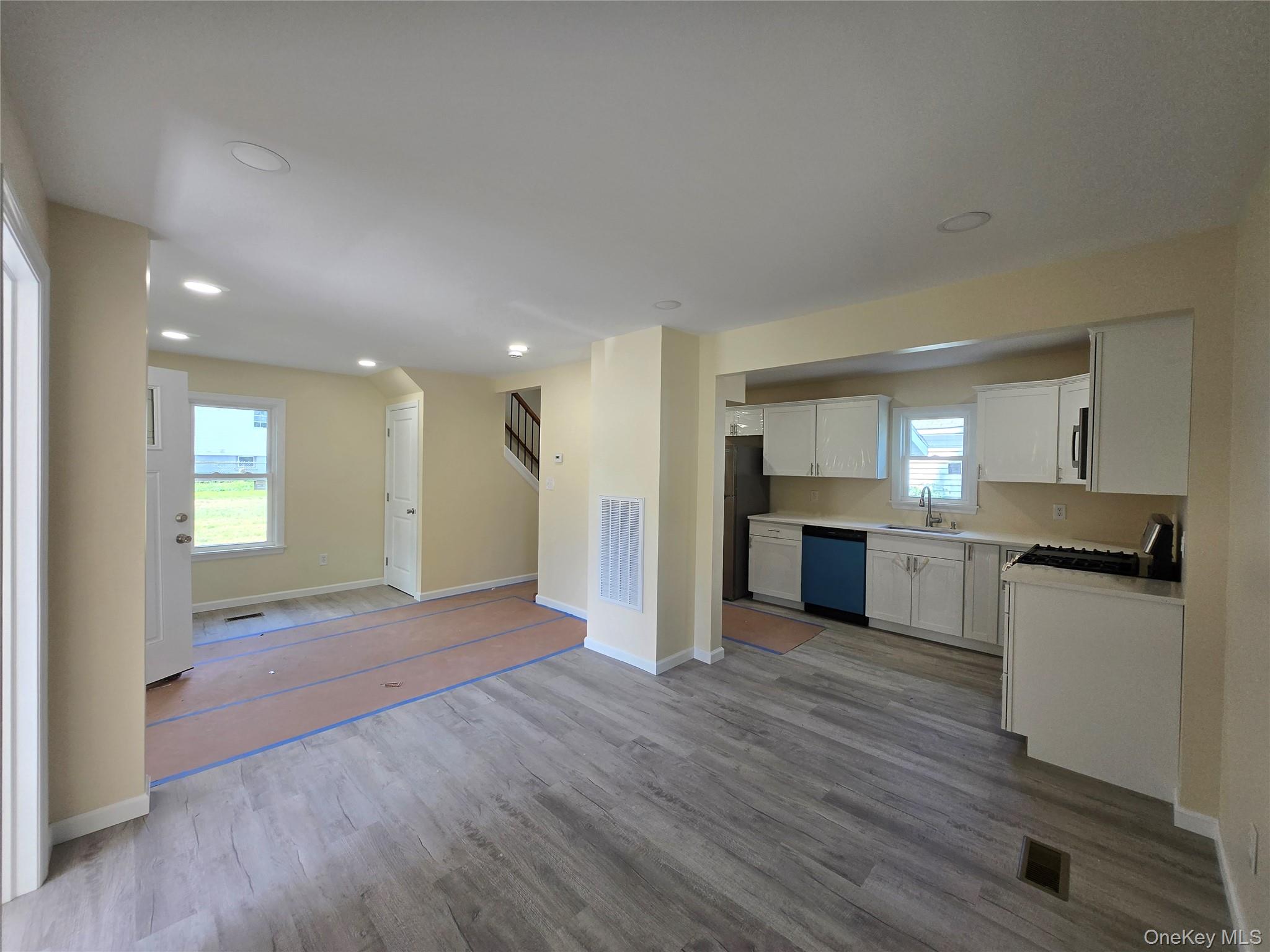 #4 photo, 1 Chestnut Street, Middletown , NY 10940