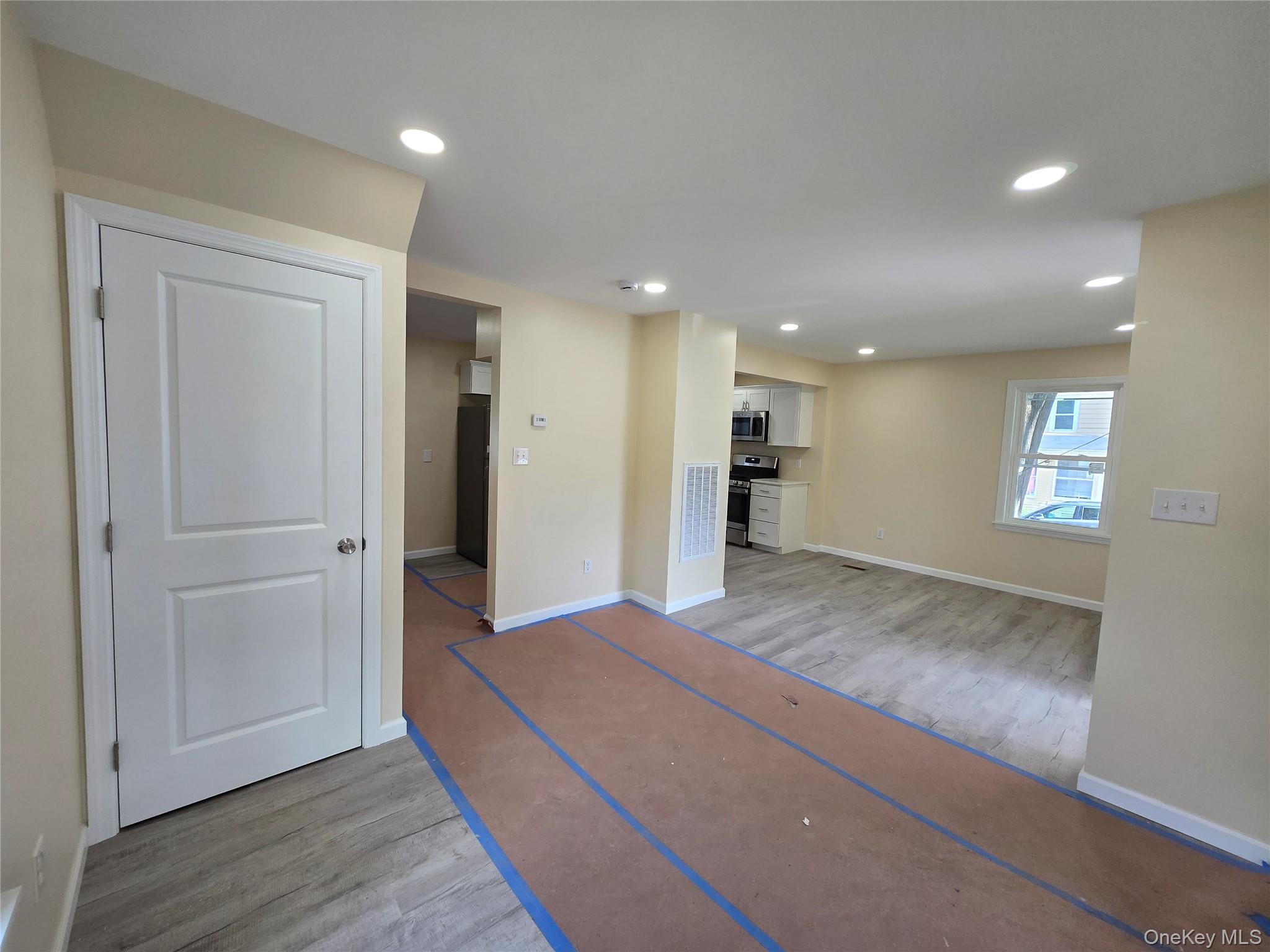 #5 photo, 1 Chestnut Street, Middletown , NY 10940