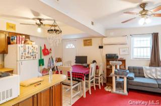 #2 photo, 126-08 9th Ave, クイーンズ区 College Point , NY 11356