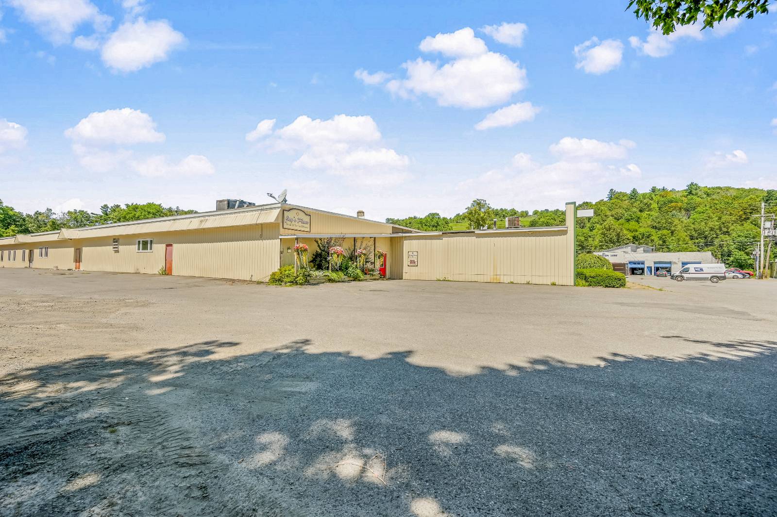 #57 photo, 449 Chestnut St, Oneonta , NY 13820