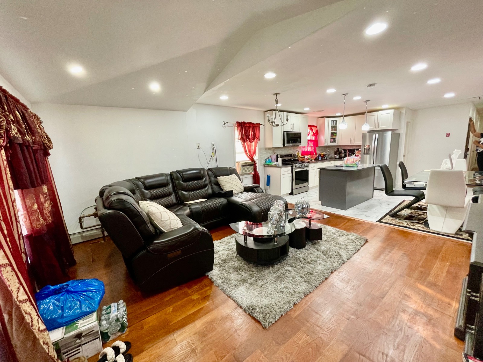 #3 photo, 102-03 Rau Court, クイーンズ区 Howard Beach , NY 11414