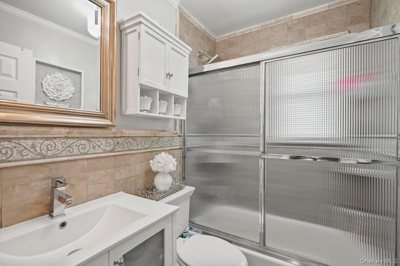 #11 photo, 25 Montague Street, Yonkers , NY 10703