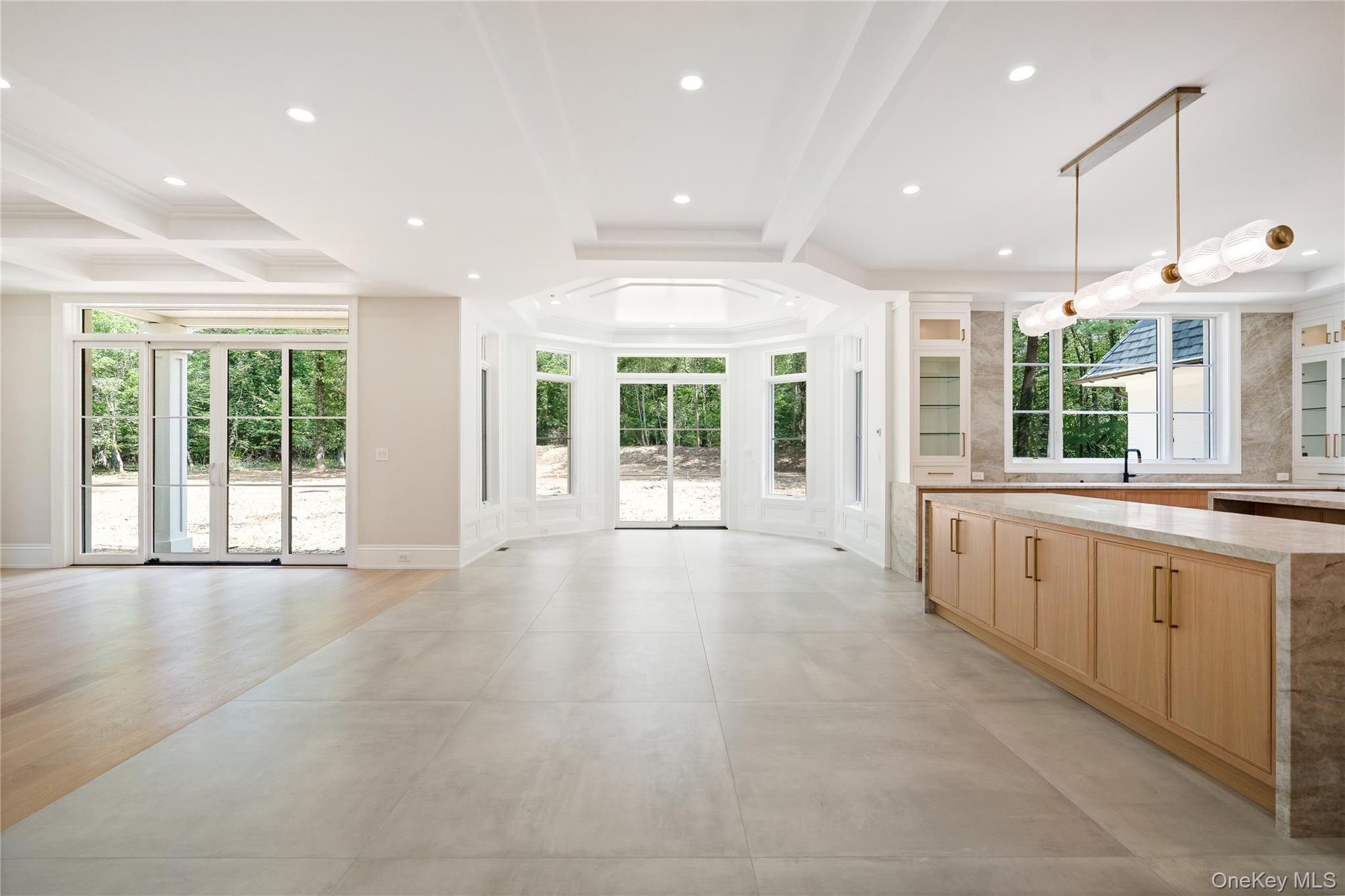 #11 photo, 12 Quaker Ridge Drive, ナッソー郡 Brookville , NY 11545