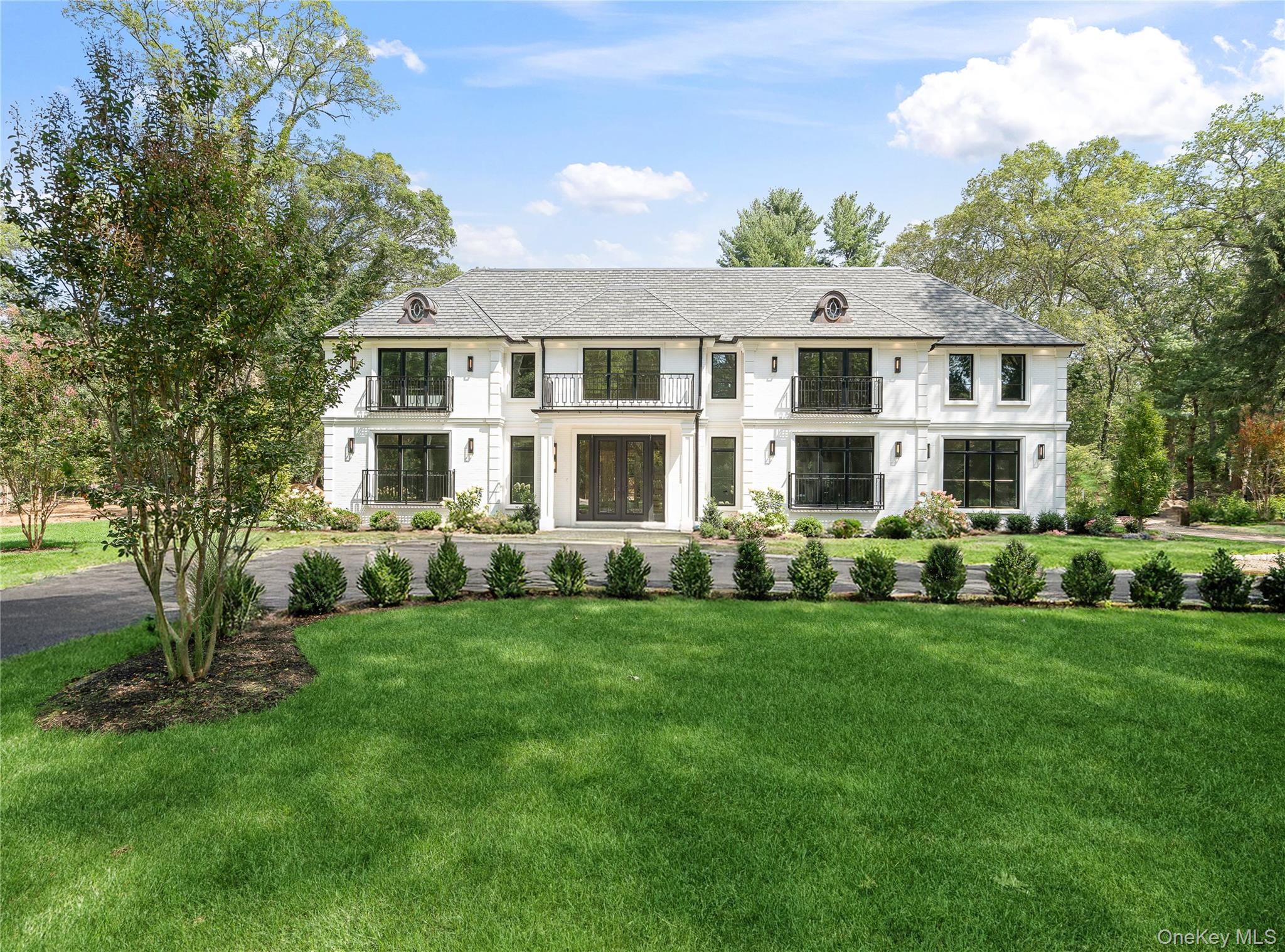 #2 photo, 12 Quaker Ridge Drive, ナッソー郡 Brookville , NY 11545