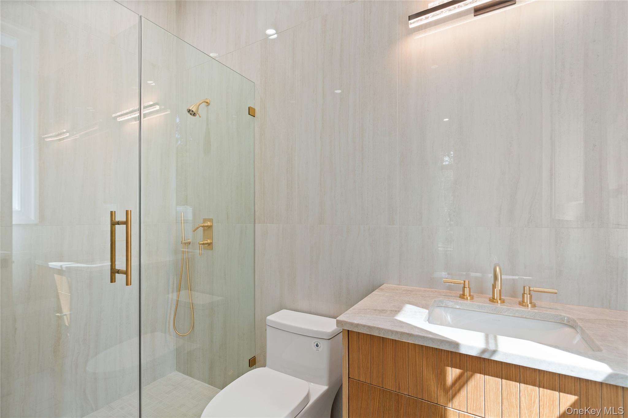 #20 photo, 12 Quaker Ridge Drive, ナッソー郡 Brookville , NY 11545