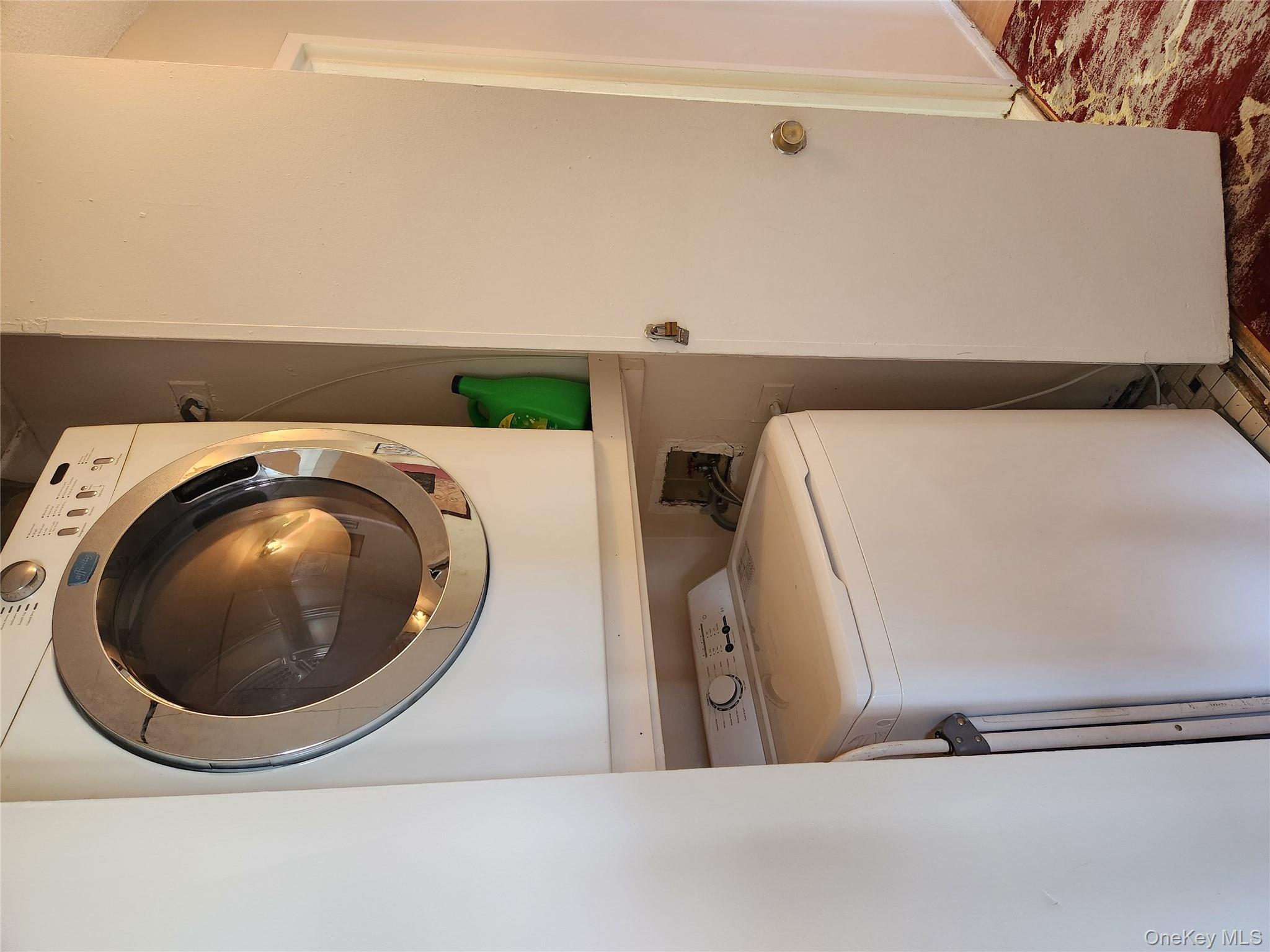 #15 photo, 9229 Queens Boulevard, Rego Park , NY 11374