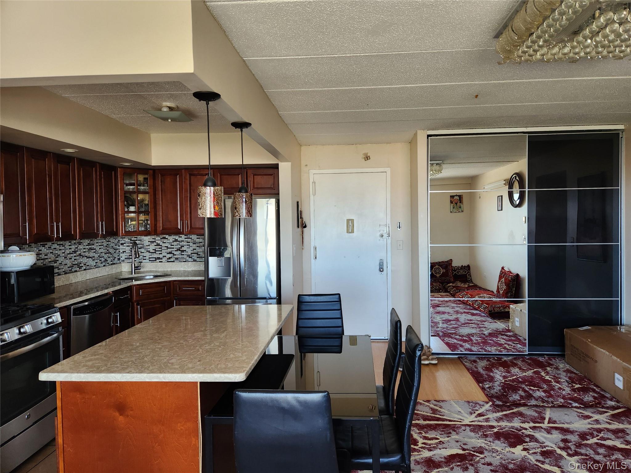 #5 photo, 9229 Queens Boulevard, Rego Park , NY 11374