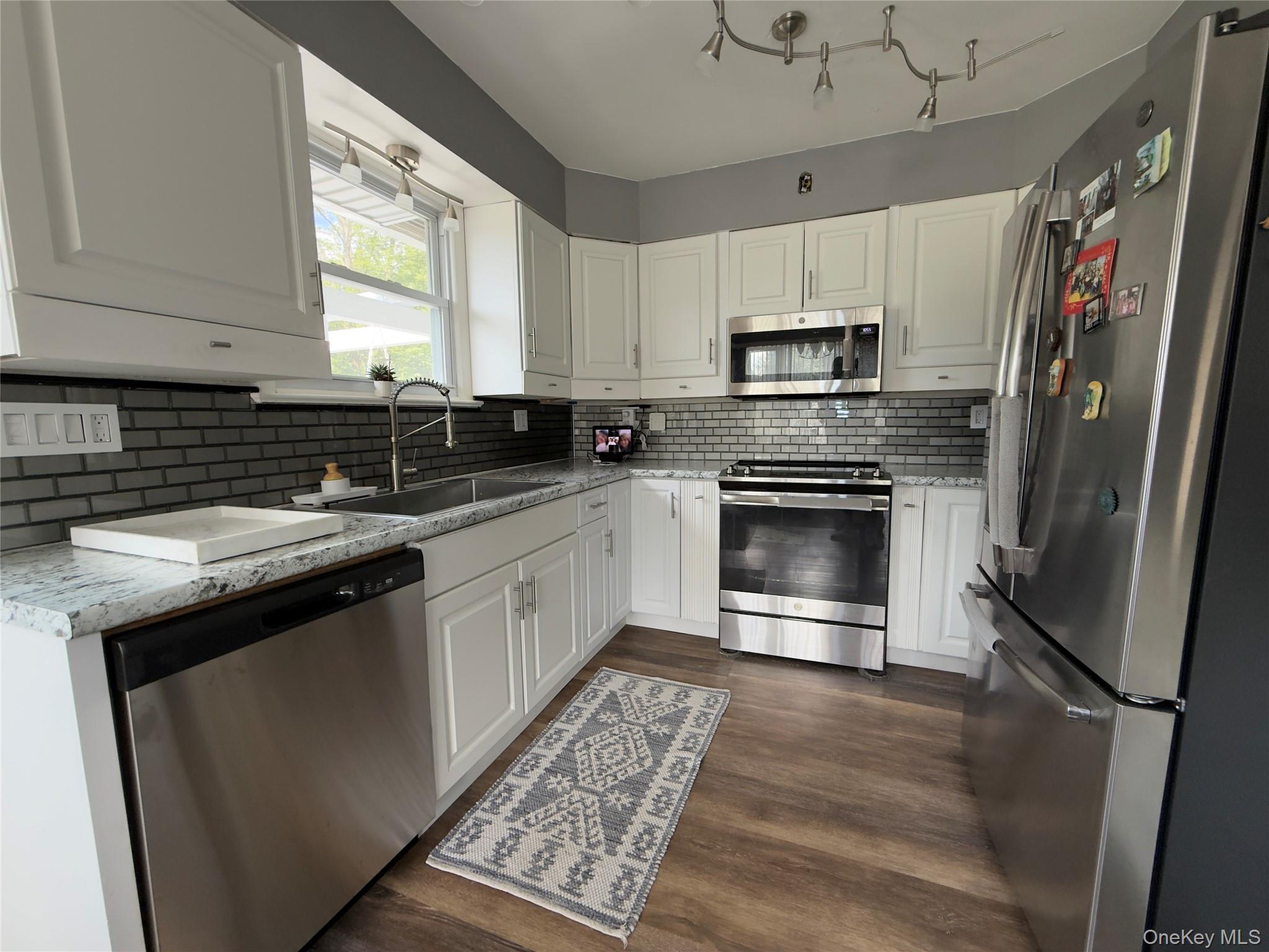 #10 photo, 5255 Main Street, South Fallsburg , NY 12733