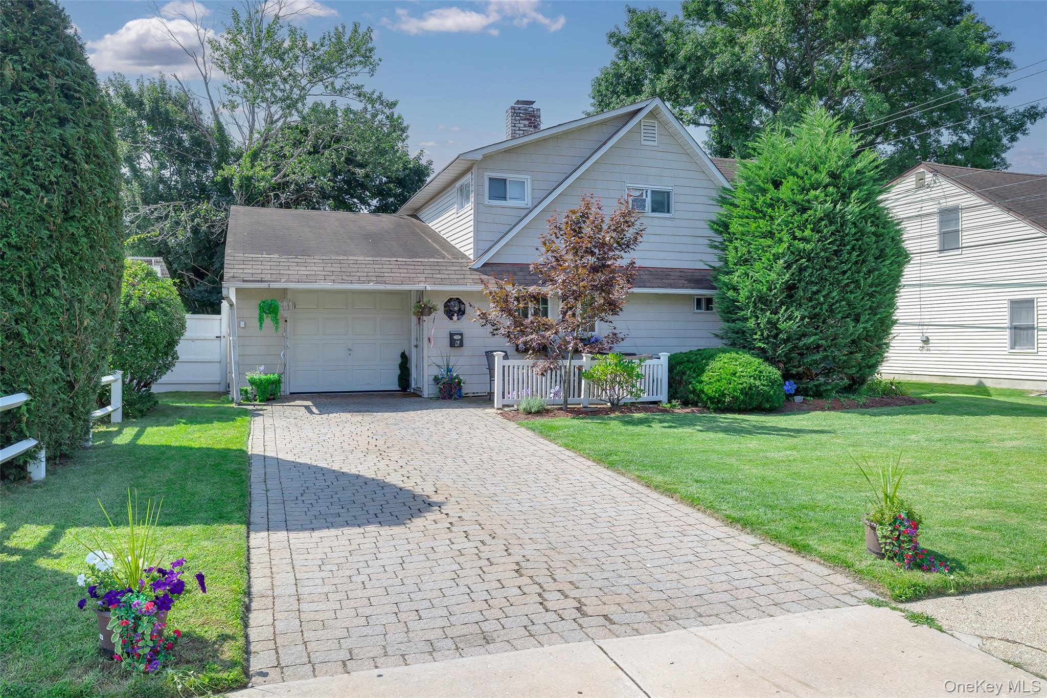 #2 photo, 6 Downhill Lane, Нассау ‖ Wantagh , NY 11793