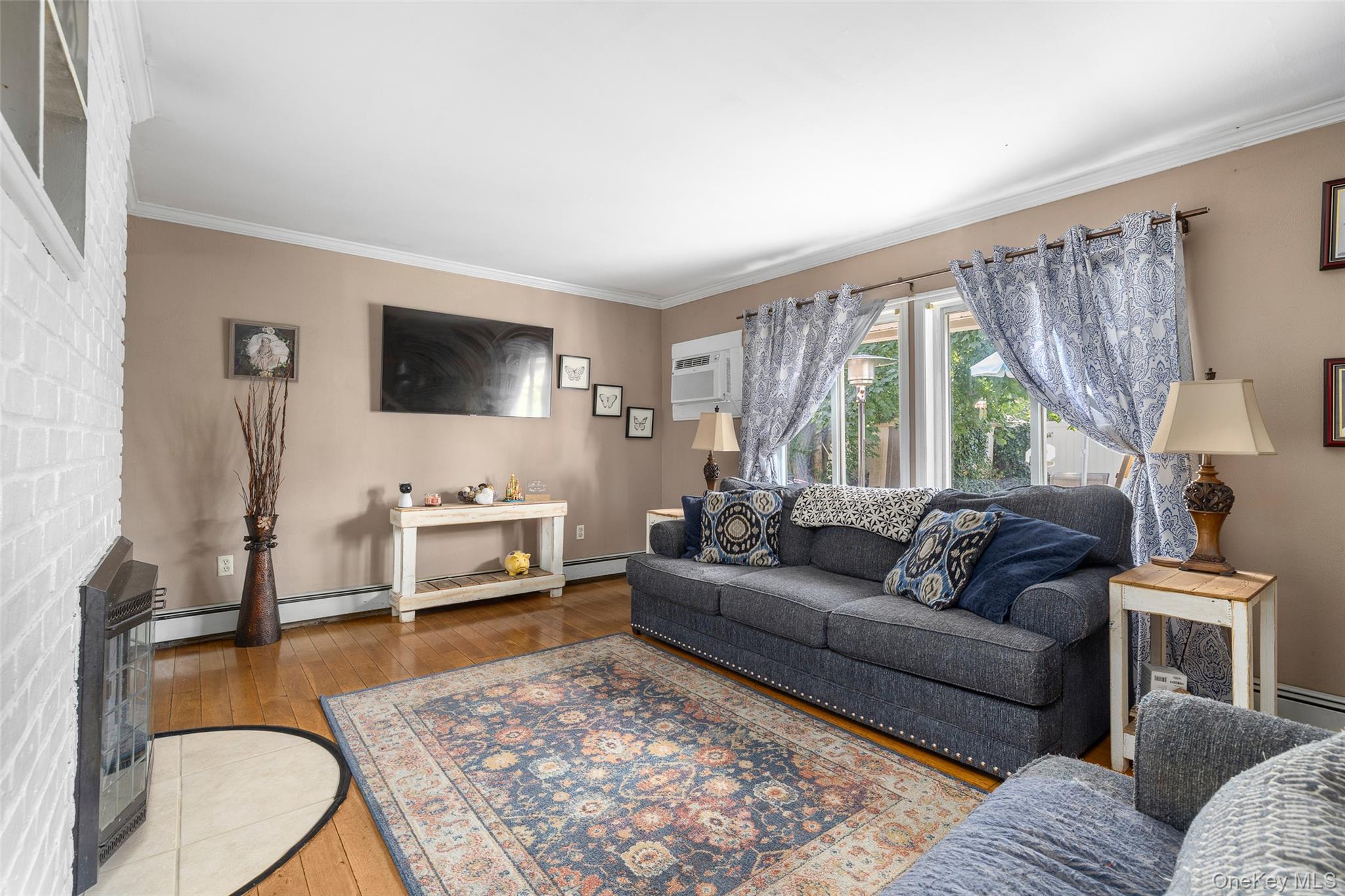 #8 photo, 6 Downhill Lane, Нассау ‖ Wantagh , NY 11793