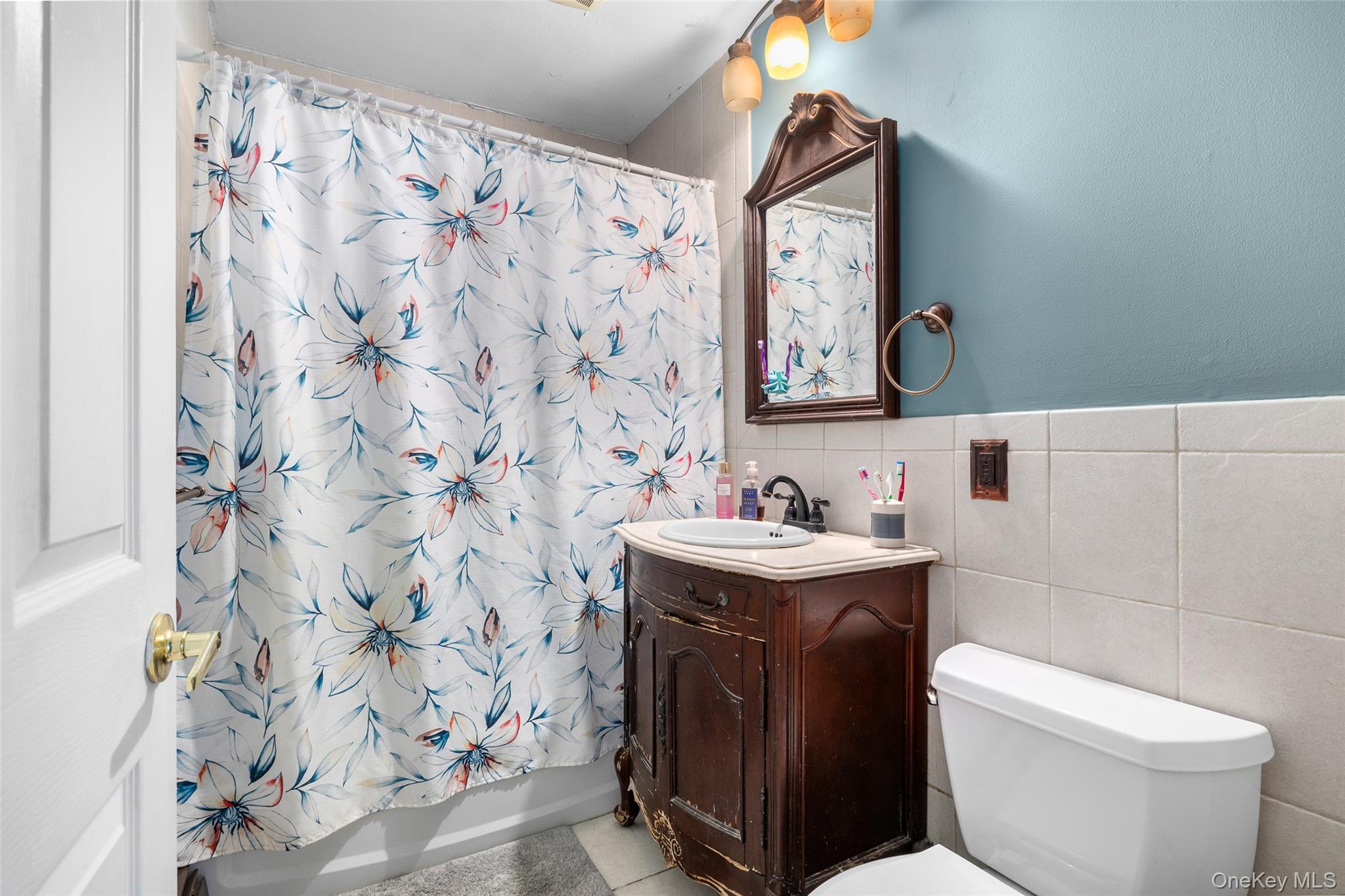 #9 photo, 6 Downhill Lane, Нассау ‖ Wantagh , NY 11793