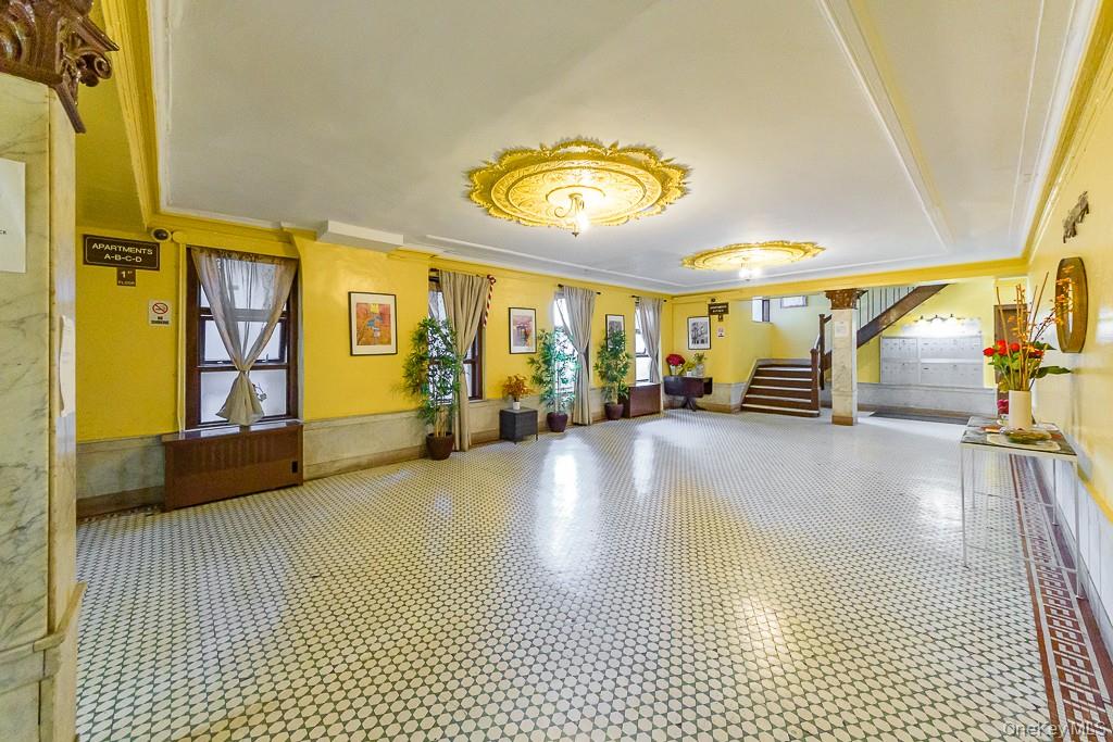 #2 photo, 1165 Fulton Avenue, ブロンクス区 Bronx , NY 10456